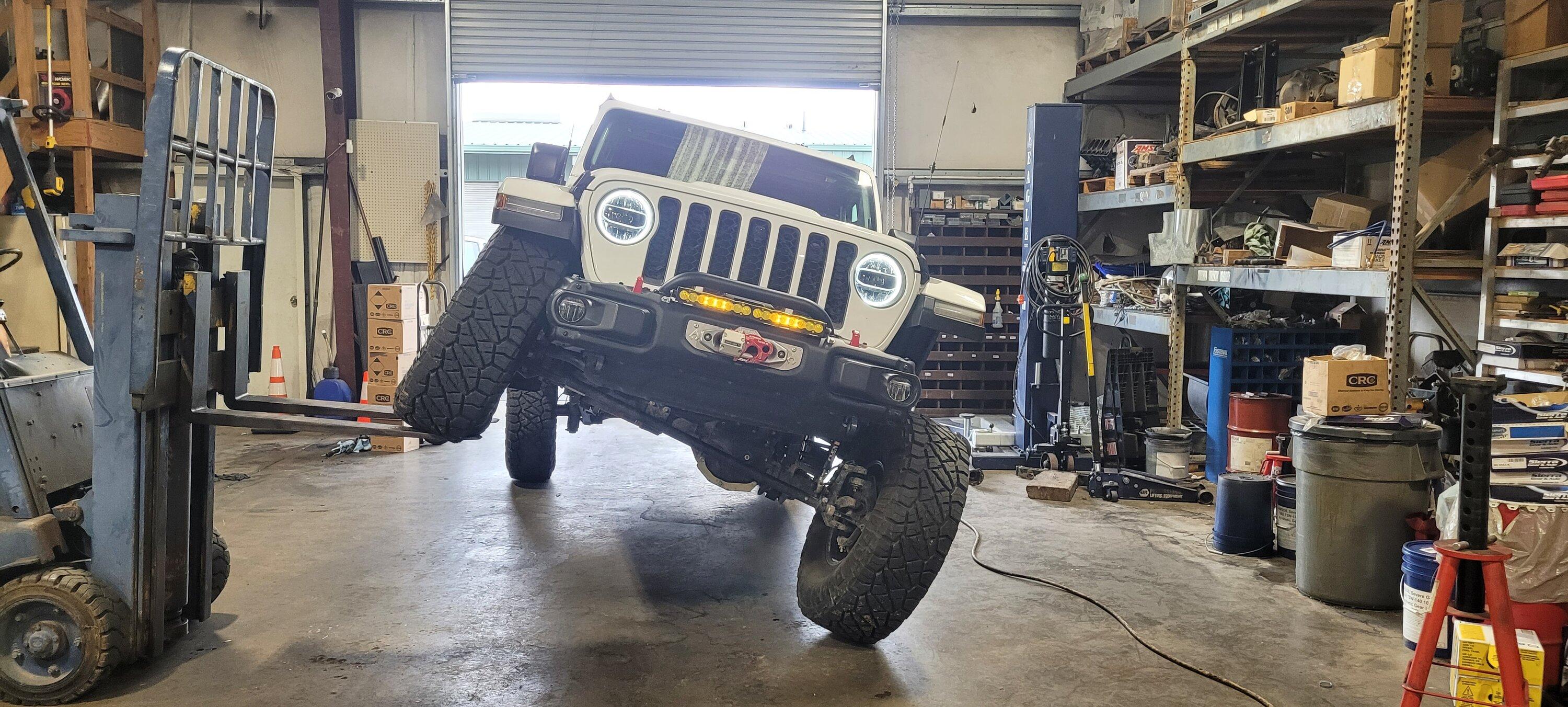 Jeep Gladiator Reaching out to those doing their own shock tuning? 20221106_132737