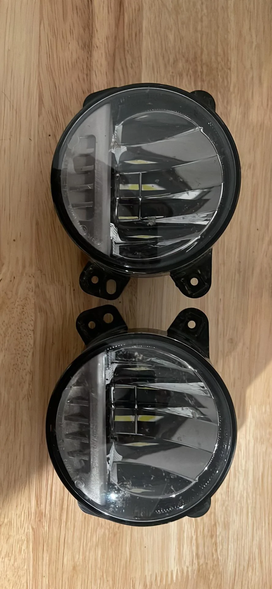 Jeep Gladiator OEM LED Fog Lights $100 7B93523C-08CA-4119-93FA-0E4E657162F3
