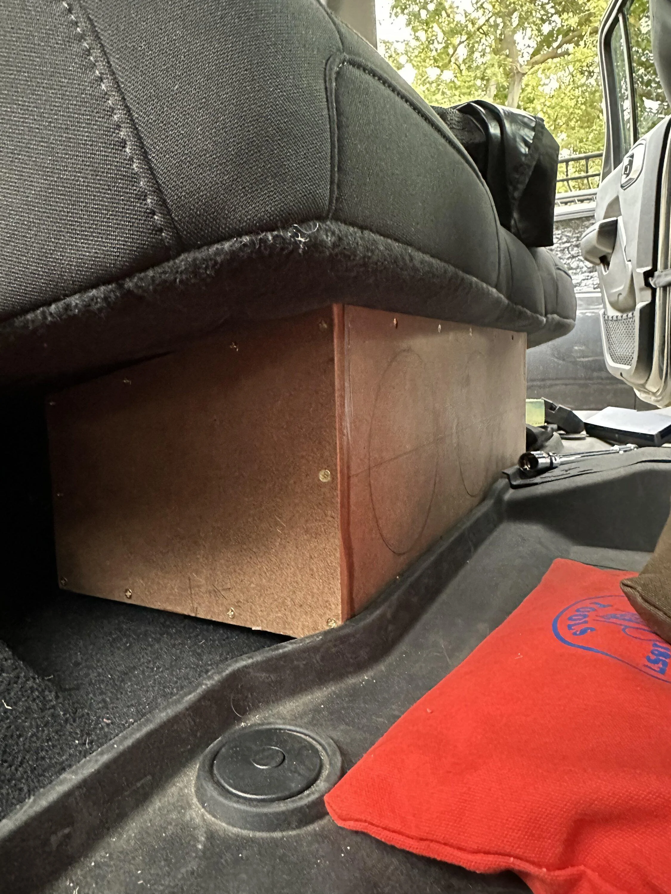 Jeep Gladiator Underseat Dual 6.5” sub install 3D167AE1-0FD6-4B54-90E2-74BDA79DB2B2