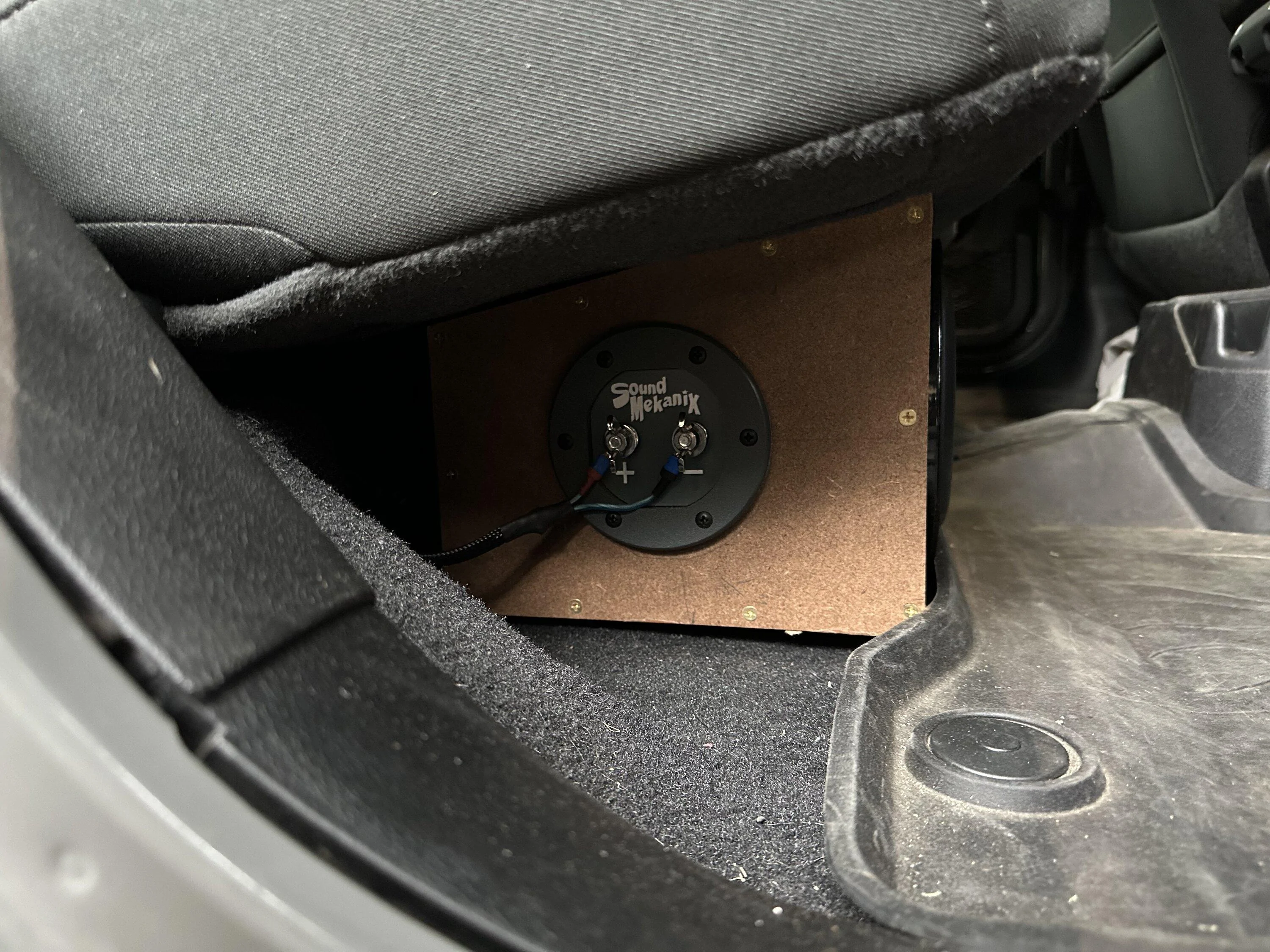 Jeep Gladiator Underseat Dual 6.5” sub install 476B2E81-4E20-4AB0-8844-5E98C8742127