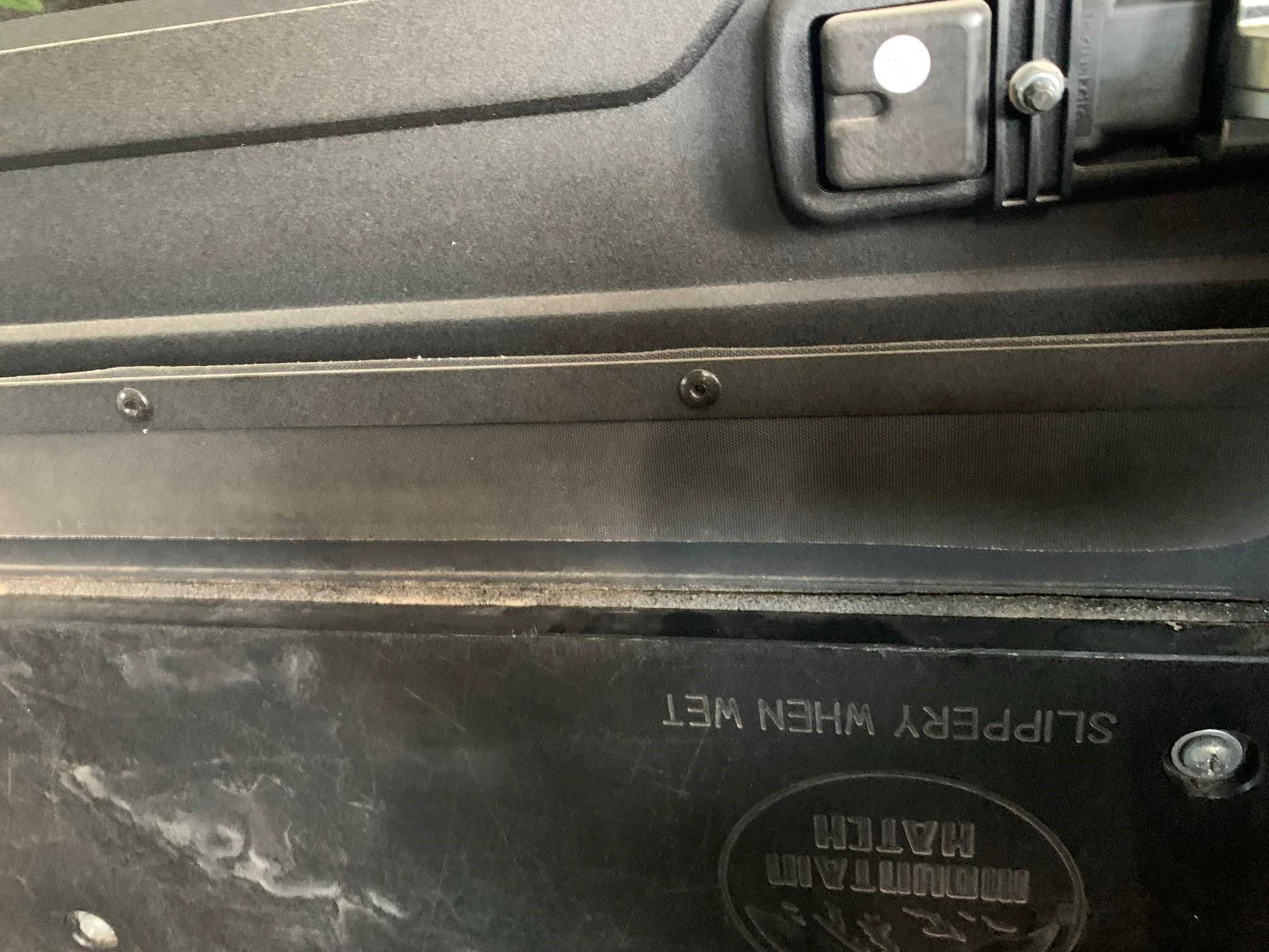Jeep Gladiator Alu-Cab Contour Canopy Roll Call - not Camper cap 2