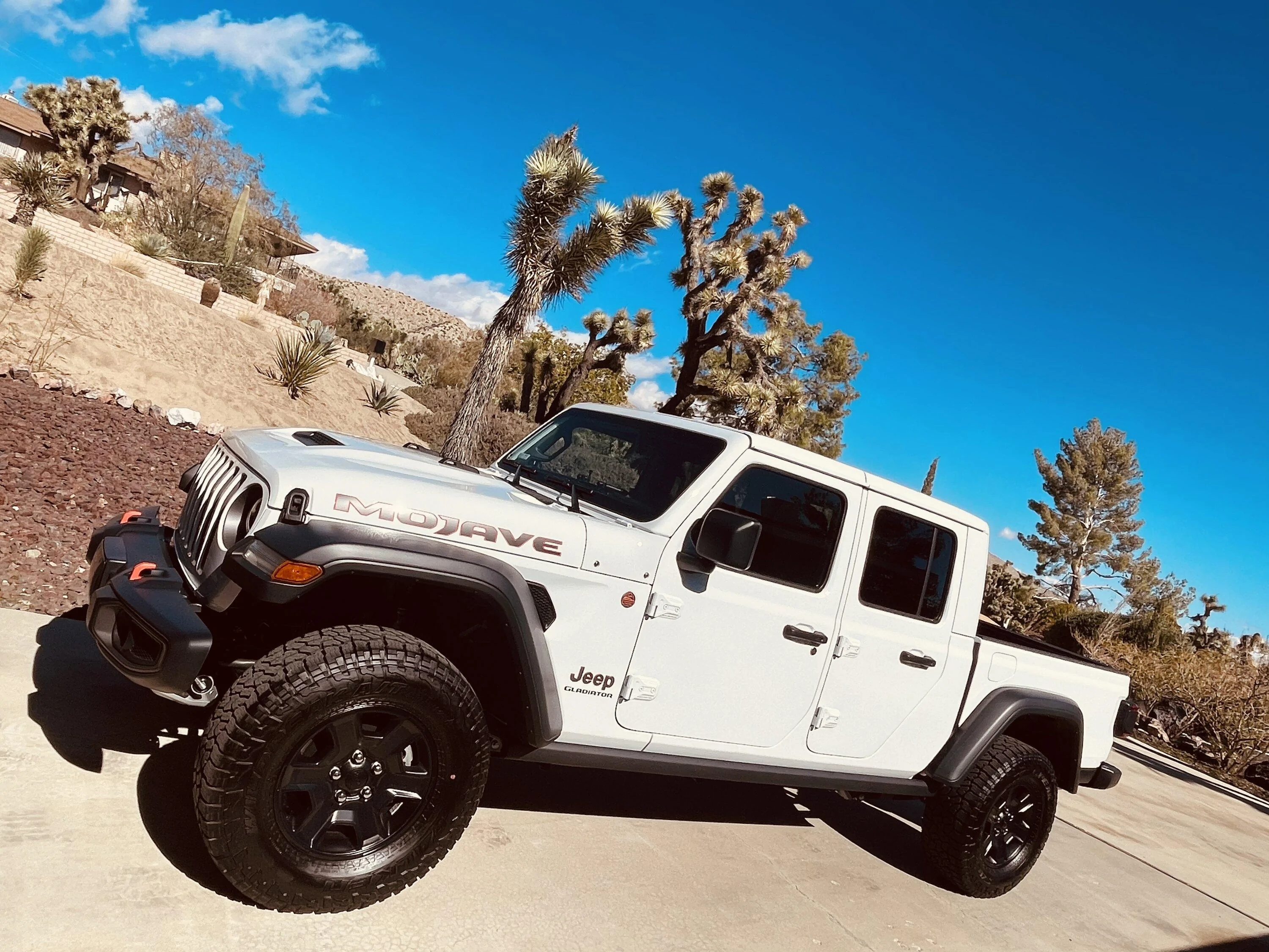 Jeep Gladiator She’s so beautiful she brings me to tears… DB8E3AED-0E64-4A4D-9661-6A7CEA4A98F7