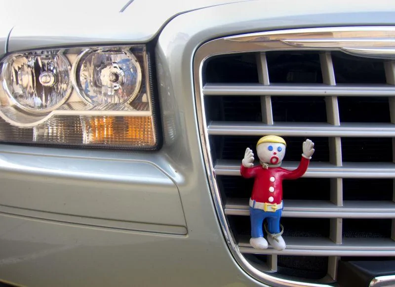 Jeep Gladiator Diesel cooling options and ideas california_car_grill_sacramento_adornment_chrysler300_personalization_mrbill-286293.jpg!s2