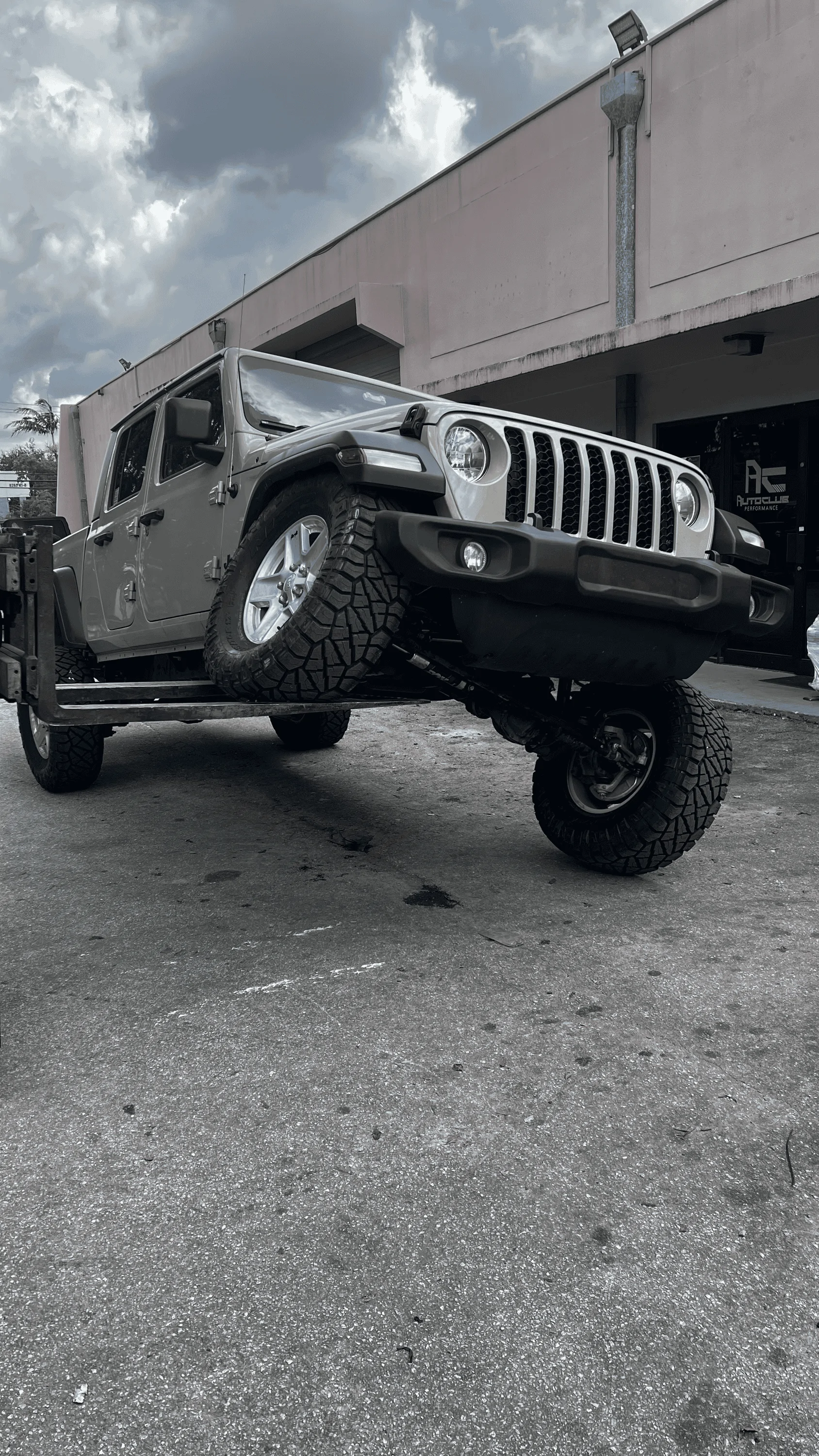Jeep Gladiator allowed lift height tempImagemntlw8