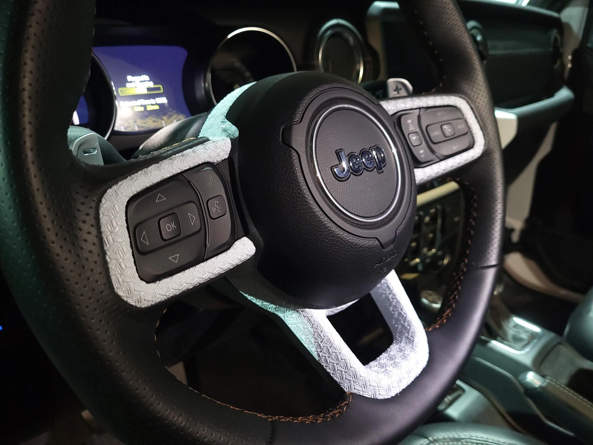 Jeep Gladiator Custom Steering wheel & HVAC trim panels MicrosoftTeams-image (13)