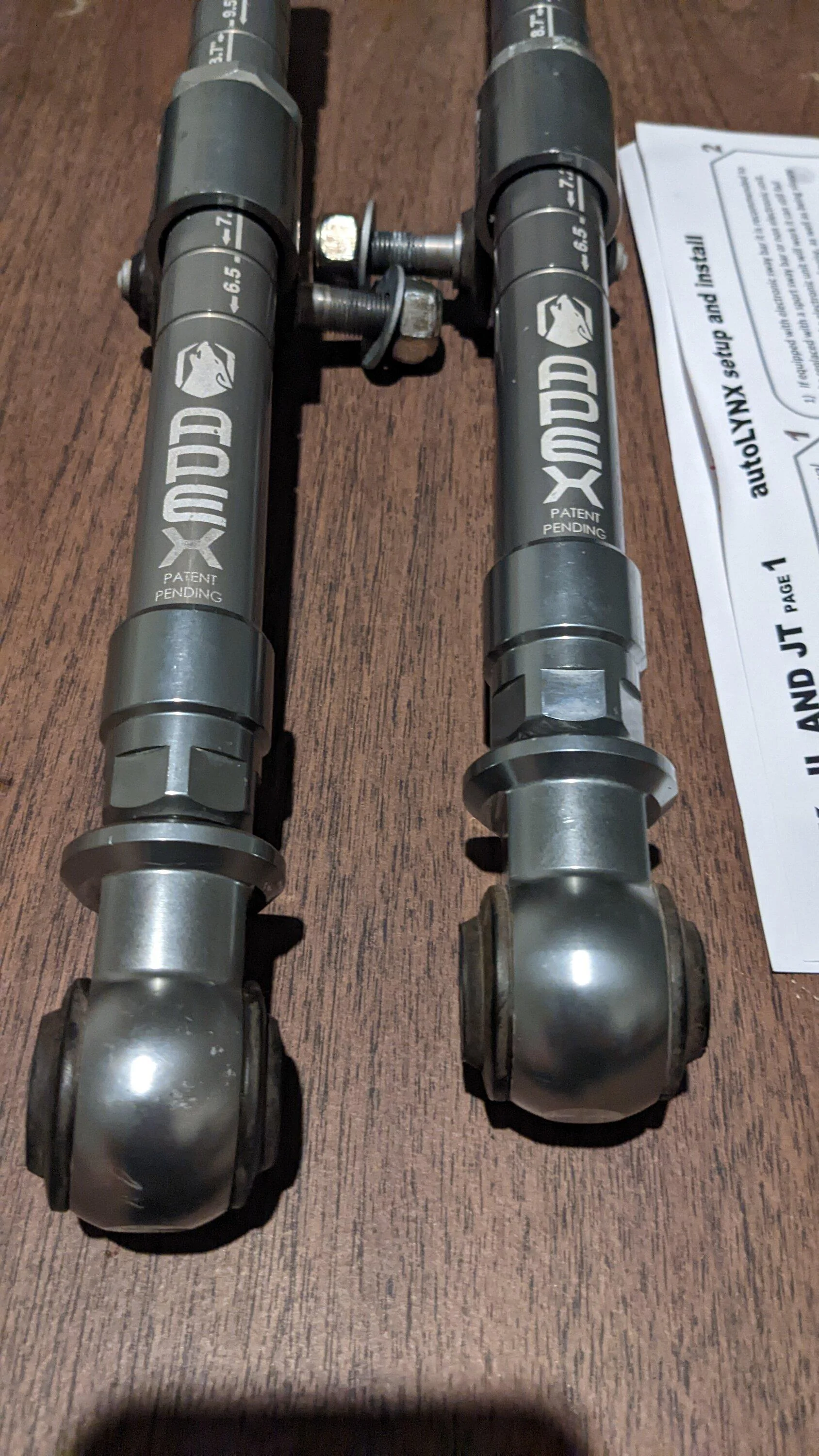 Jeep Gladiator Apex AutoLynx - 10.5" Stroke Sway Bar Disconnects PXL_20221112_022250257.MP