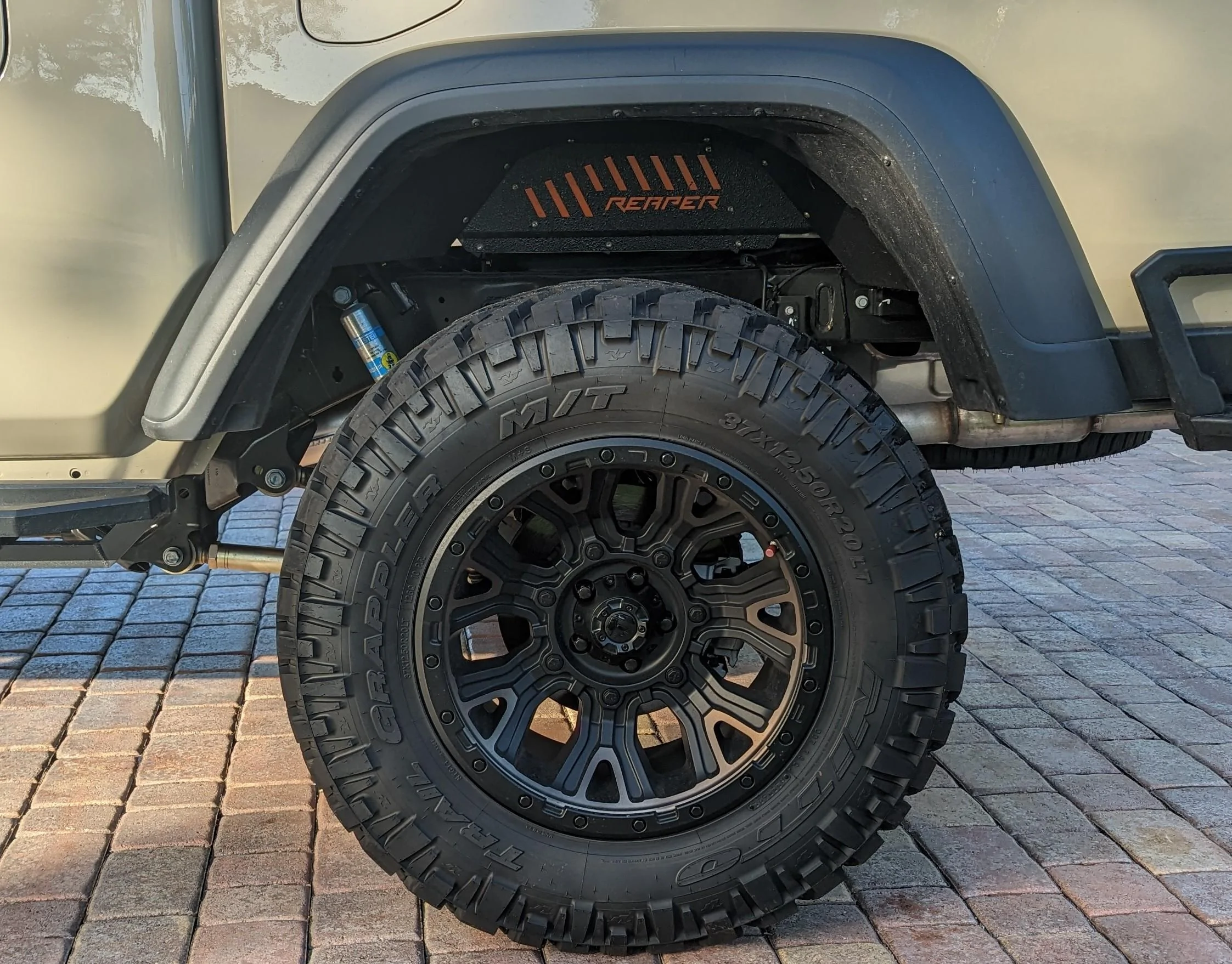 Jeep Gladiator 2022 Gobi Rubicon Build PXL_20221108_130332724~2