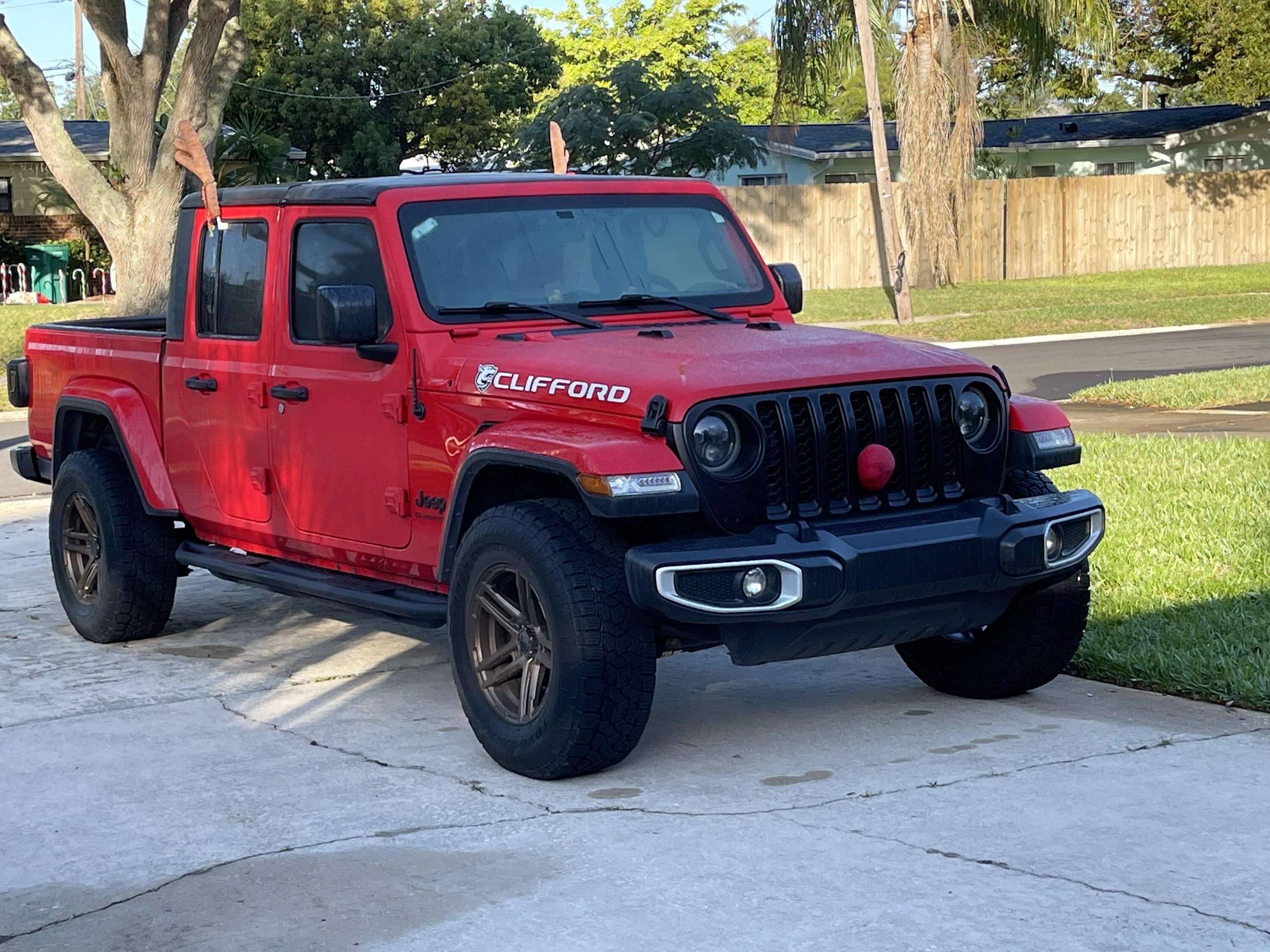 Jeep Gladiator Christmas creative scene!!! Post yours!! 500BBFB9-2334-4A61-B03B-2C60D9A2EC4F