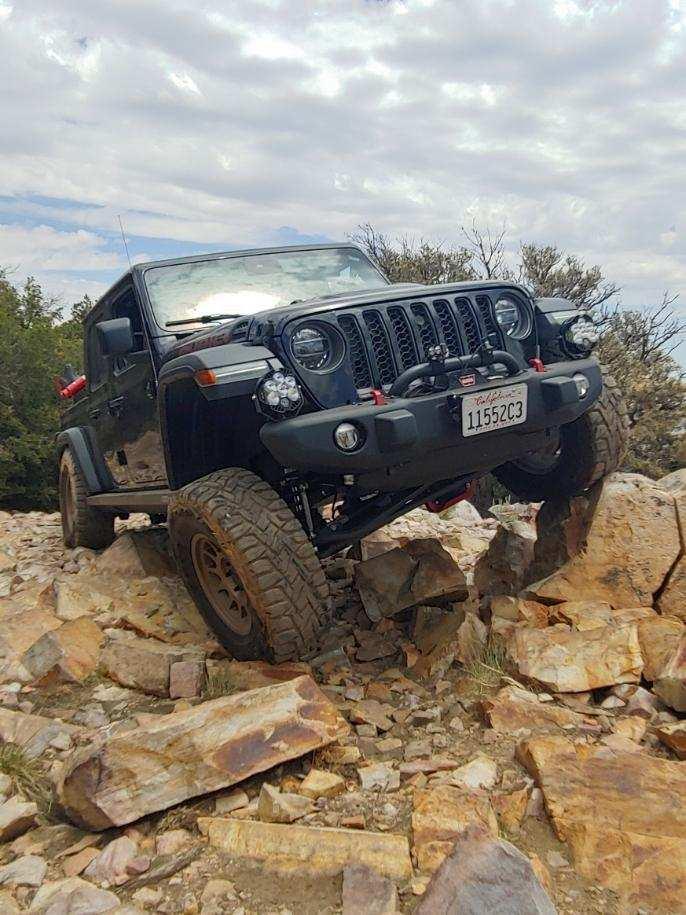 Jeep Gladiator The other MOPAR steel bumper C0E1F3F9-454E-445D-BC15-0C65252C71F1