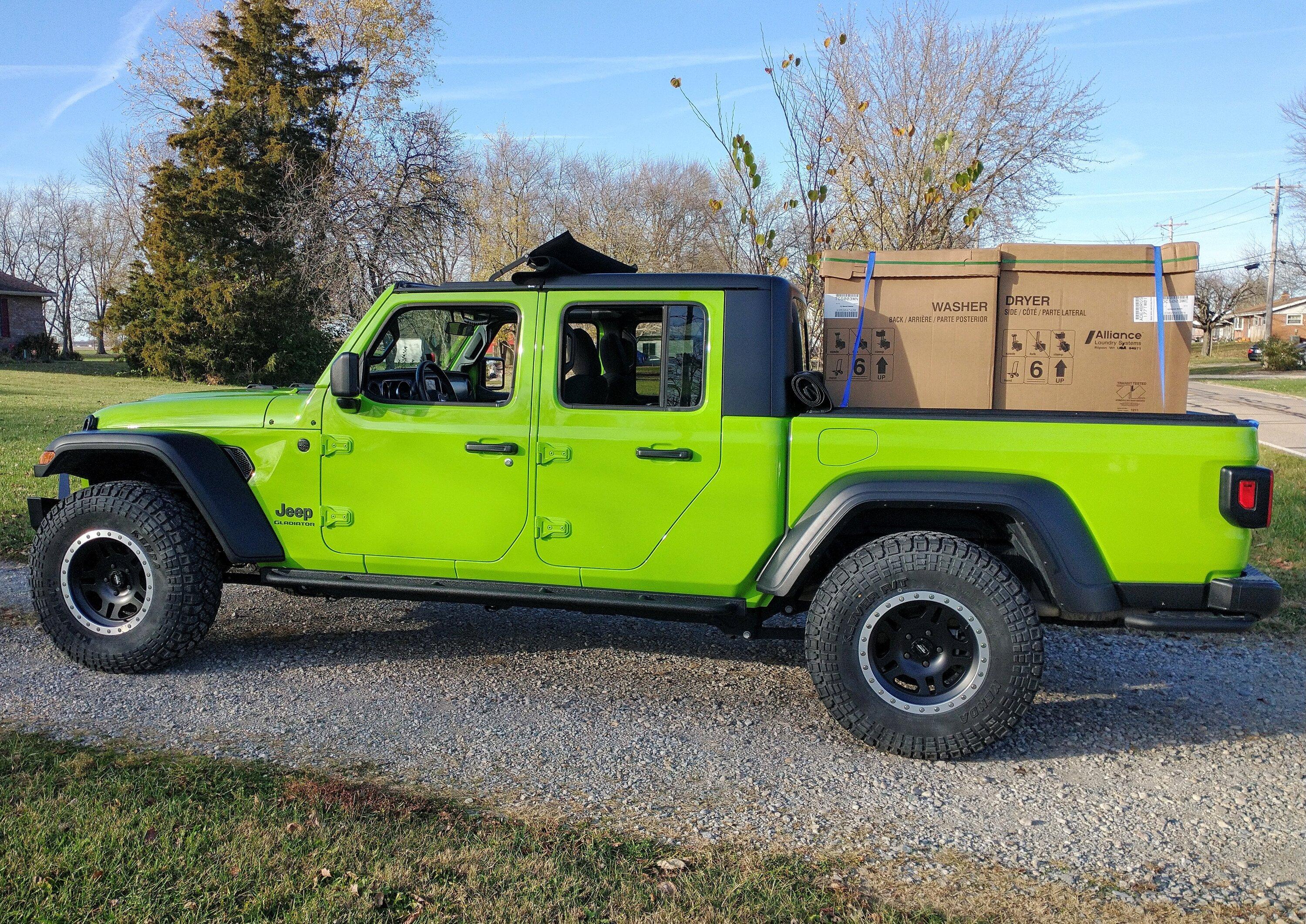 Jeep Gladiator What did you HAUL in your JT today? IMG_20221107_154721933~2