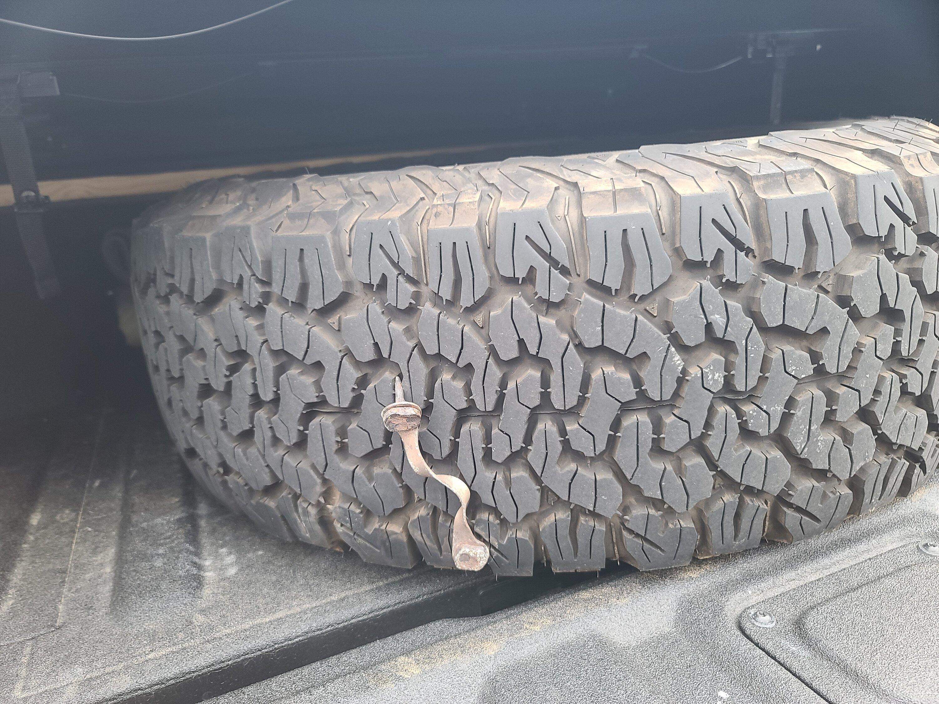 Jeep Gladiator Nail in my 37. Can I plug & off-road? 20221114_081300