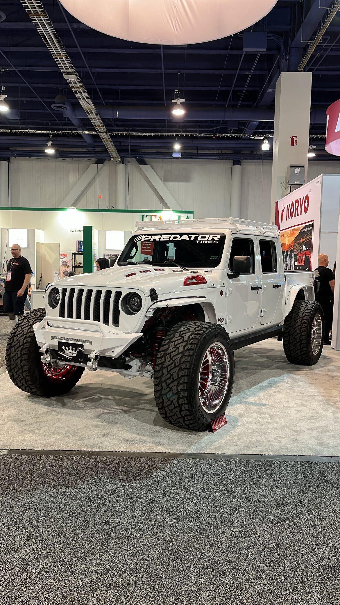 Jeep Gladiator JEEPS WE SAW AT SEMA B8D86C31-EA78-46BA-9807-42BD44B7057A