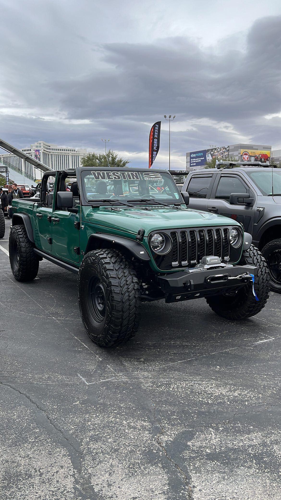 Jeep Gladiator JEEPS WE SAW AT SEMA C7901855-BC5C-4E31-8C3A-41E94061BE47