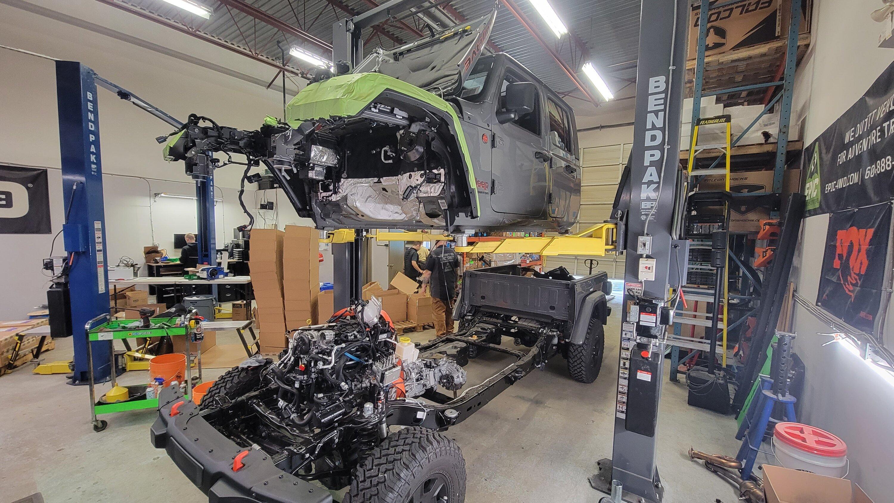 Jeep Gladiator 840hp Supercharged V8 Demon Gladiator Build 20221103_131159