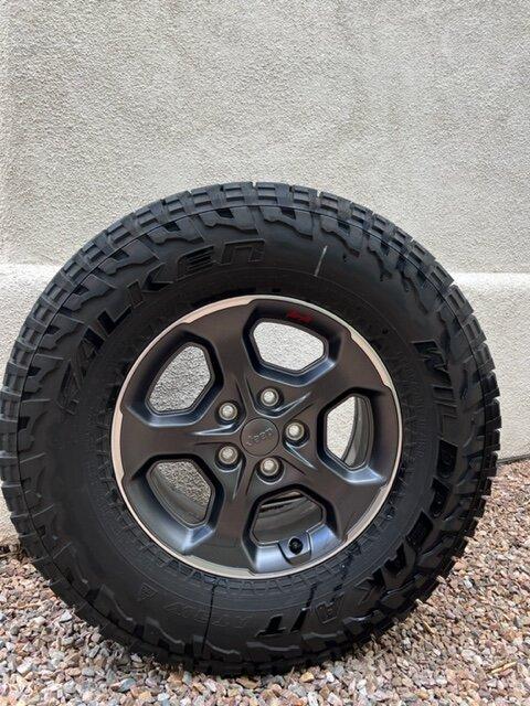 Jeep Gladiator OEM Rubicon Wheels (4) + Tires (5) -- <5k miles - $900 IMG_4738