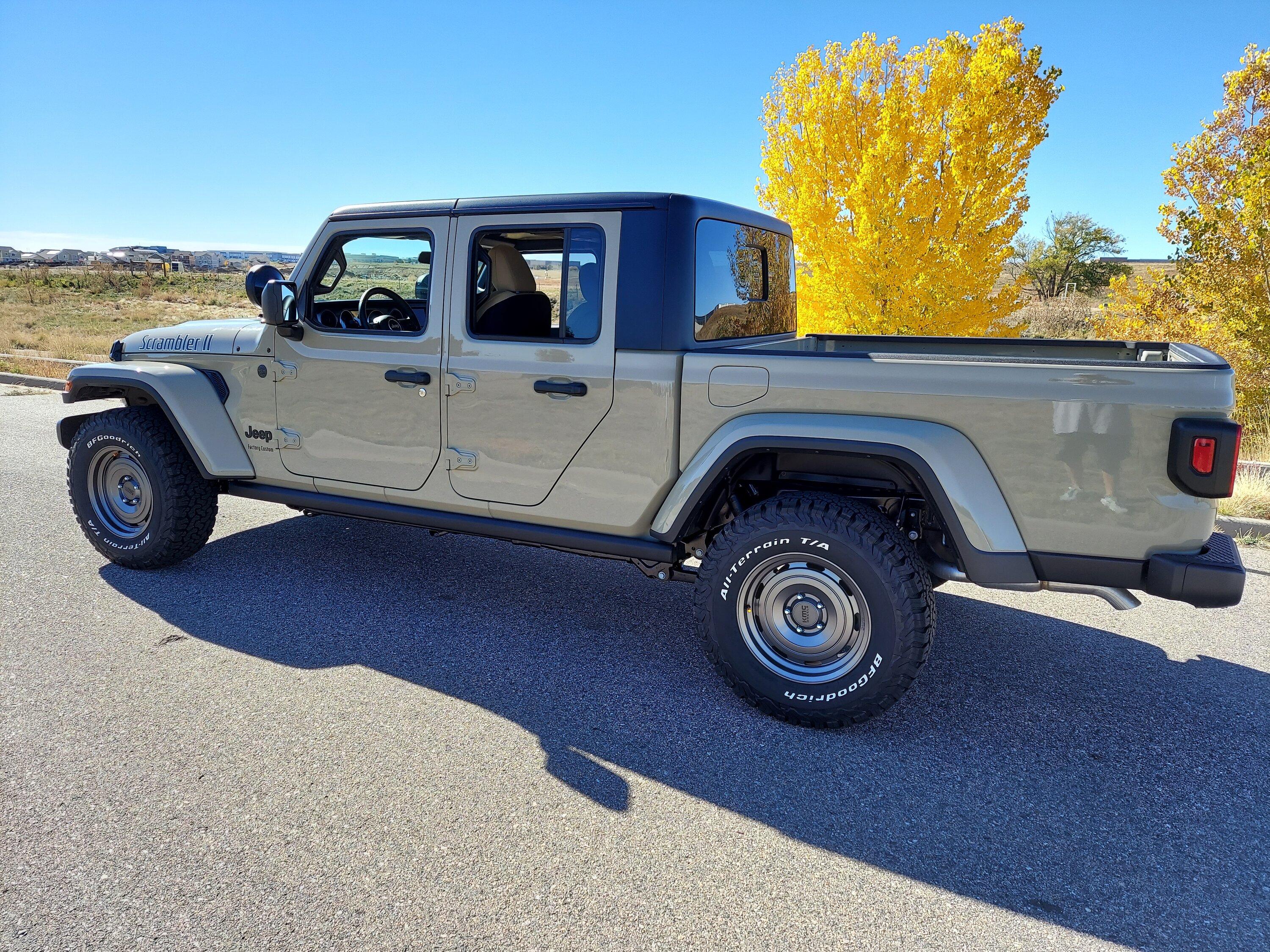 Jeep Gladiator Scrambler II Debut 20221020_142017
