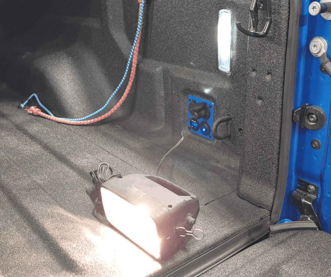 Jeep Gladiator No bed power? No problem! $9.99 do it yourself. 1668746258684