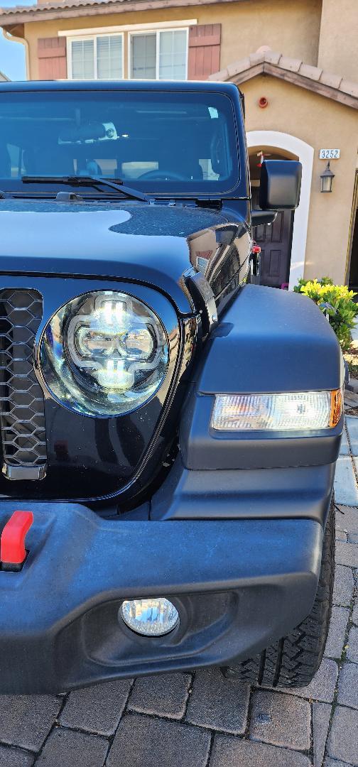 Jeep Gladiator FOR SALE- priced lower!  2021 Gladiator Sport Max Tow Pkg LED headlamps