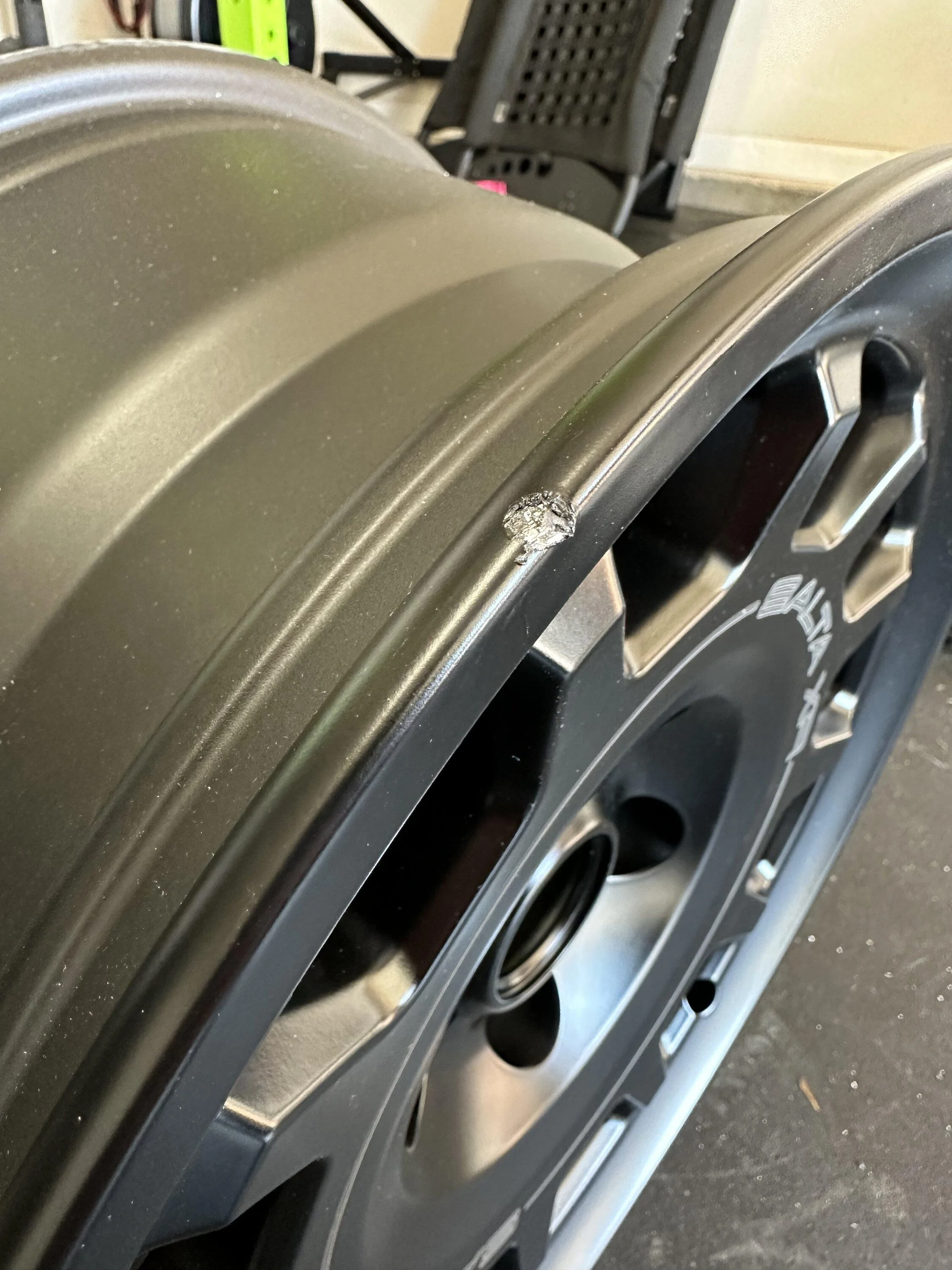 Jeep Gladiator Damn you FedEx… 2 of 4 showed and I’m impatient 533996ED-4466-4C43-A773-FB87D9F19FEE