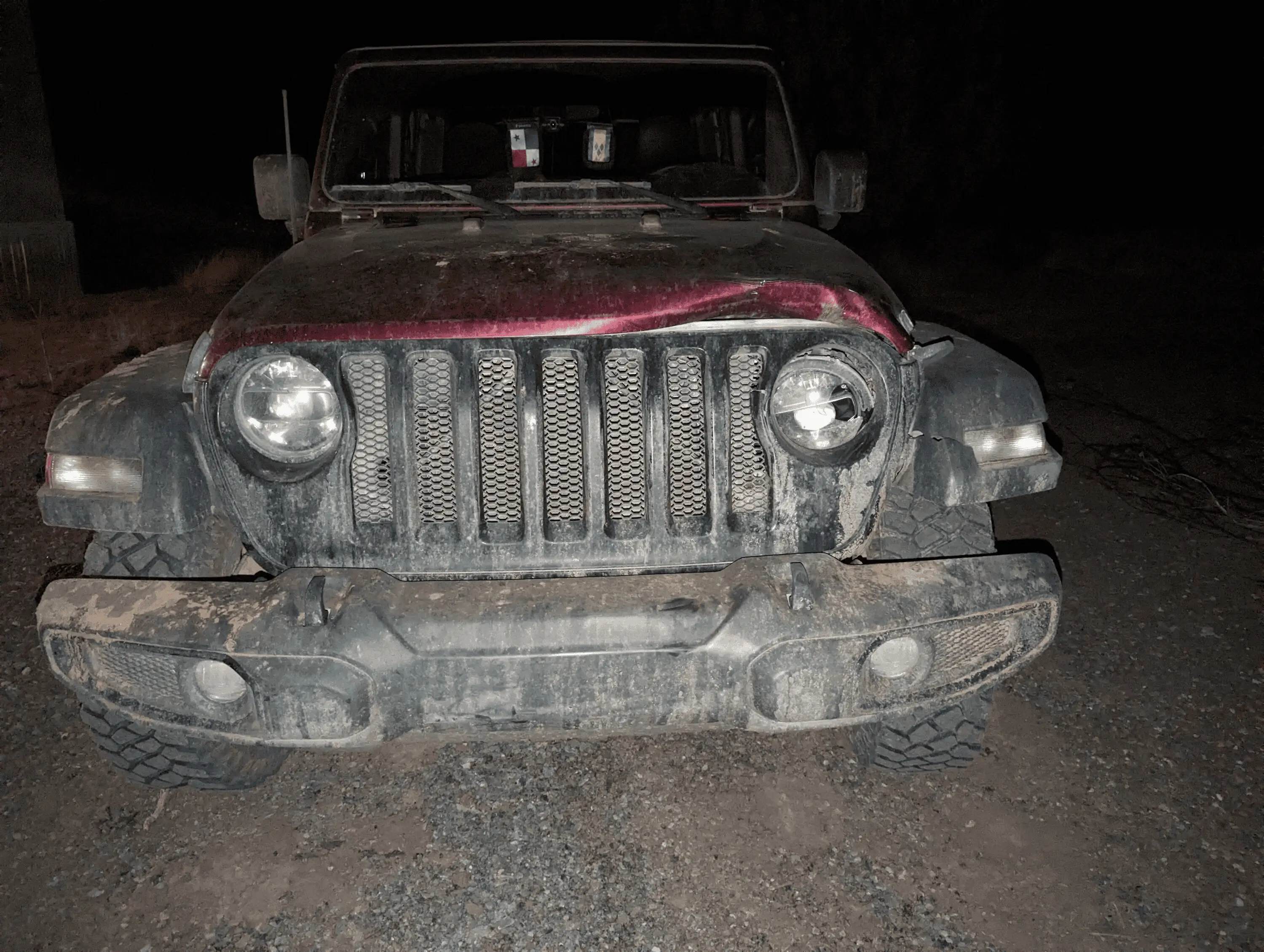 Jeep Gladiator What the heck is this?  Is this real?  Aluminum Rubicon 3 piece bumper... 1668830744270