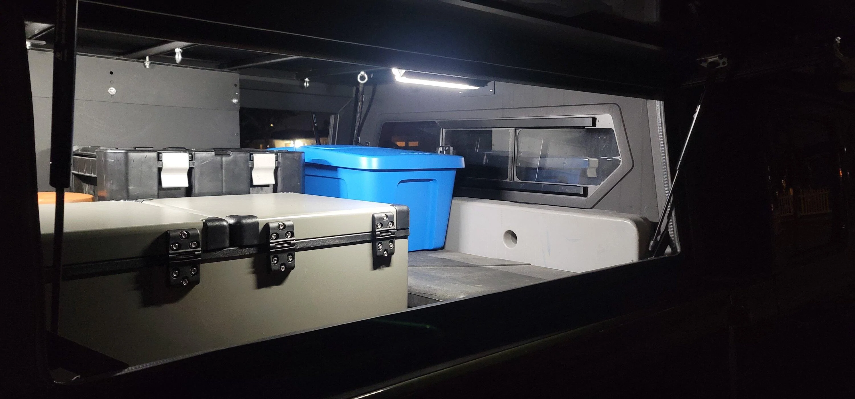 Jeep Gladiator On board / modular water system 20221118_194919
