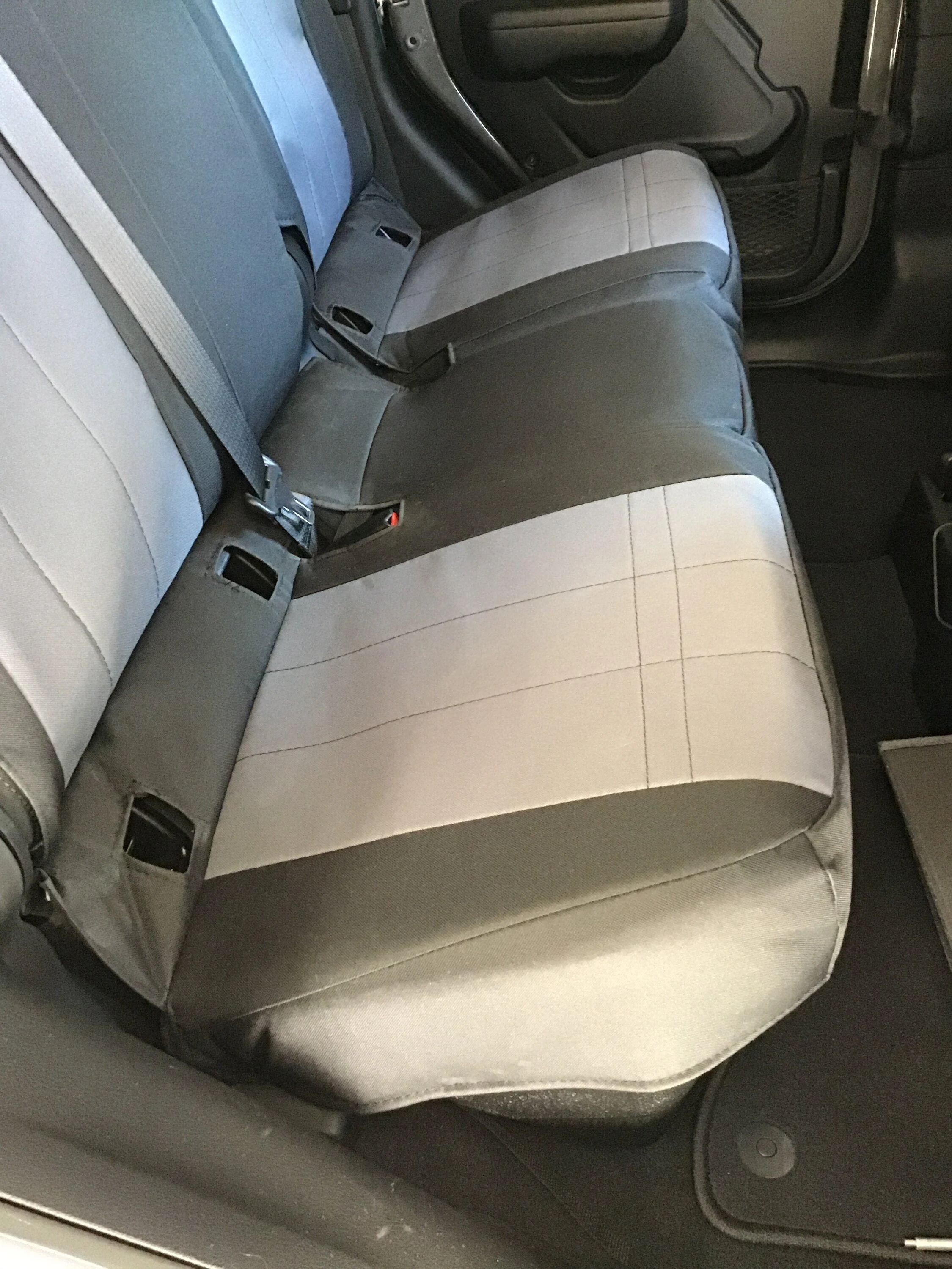Jeep Gladiator CALTREND Rear Seat Cover 75655F75-DB6B-4750-822F-2CB1762FD29E