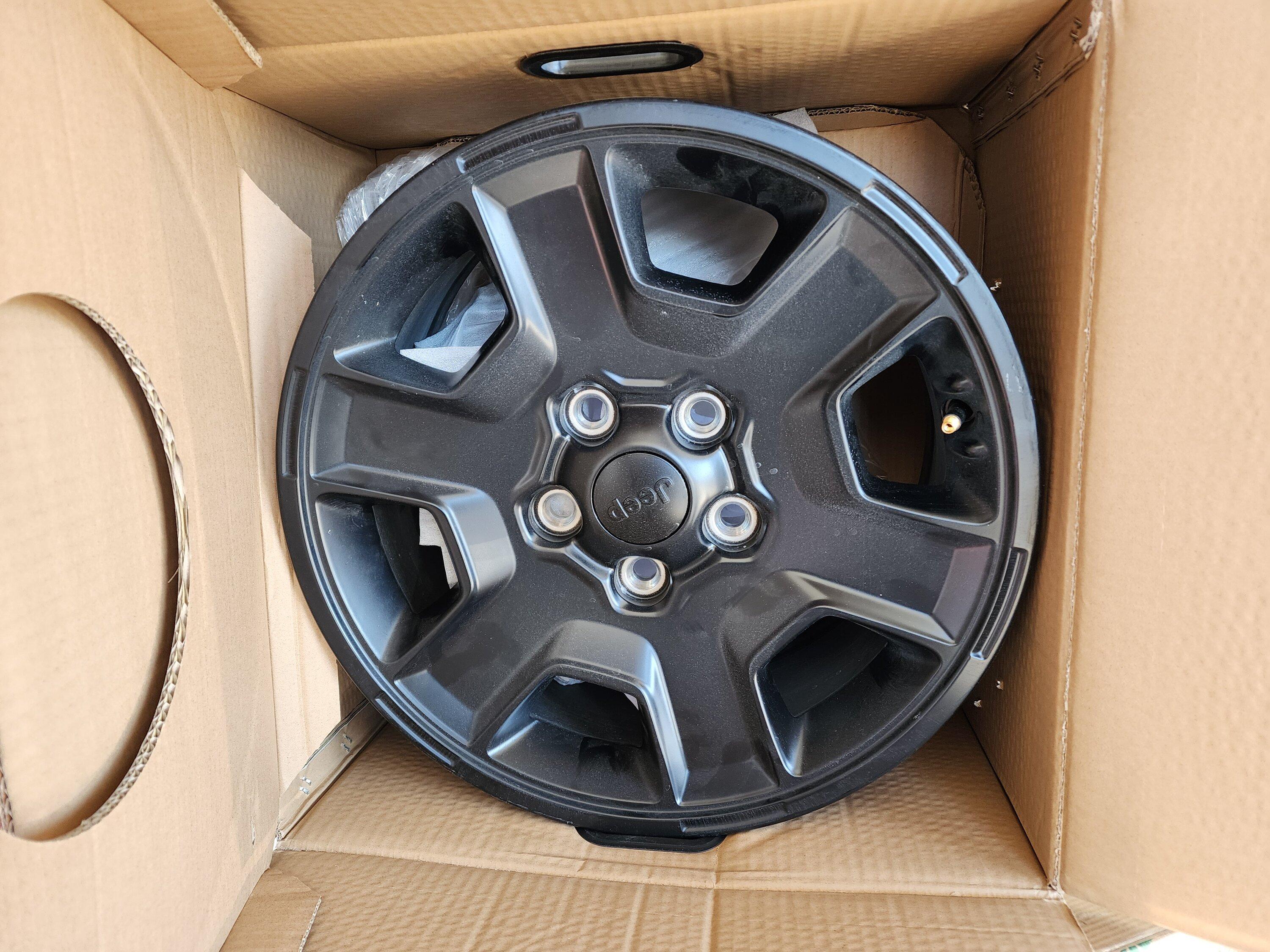 Jeep Gladiator Jeep Mojave wheels 20221120_134759