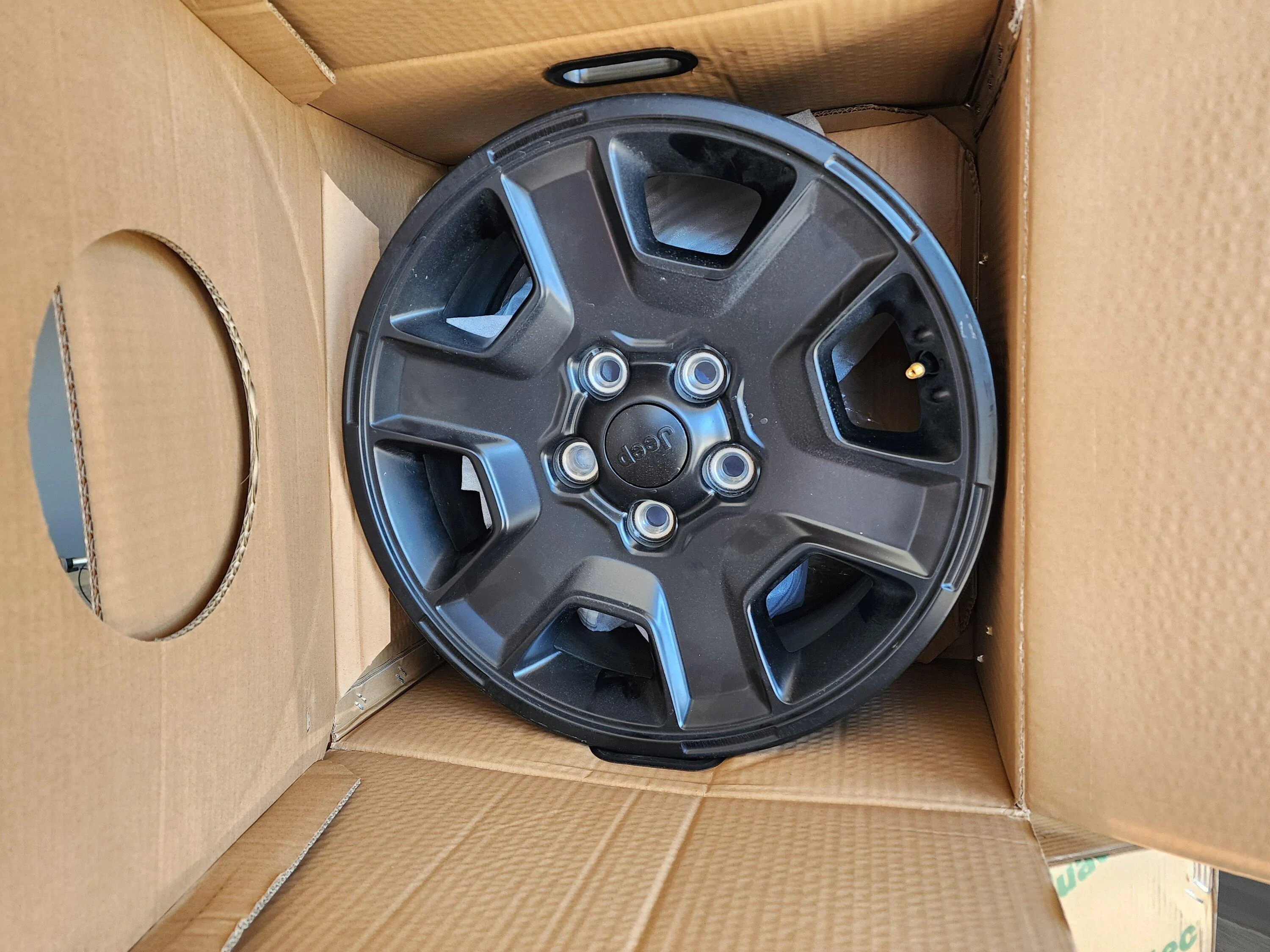 Jeep Gladiator Jeep Mojave wheels 20221120_134752