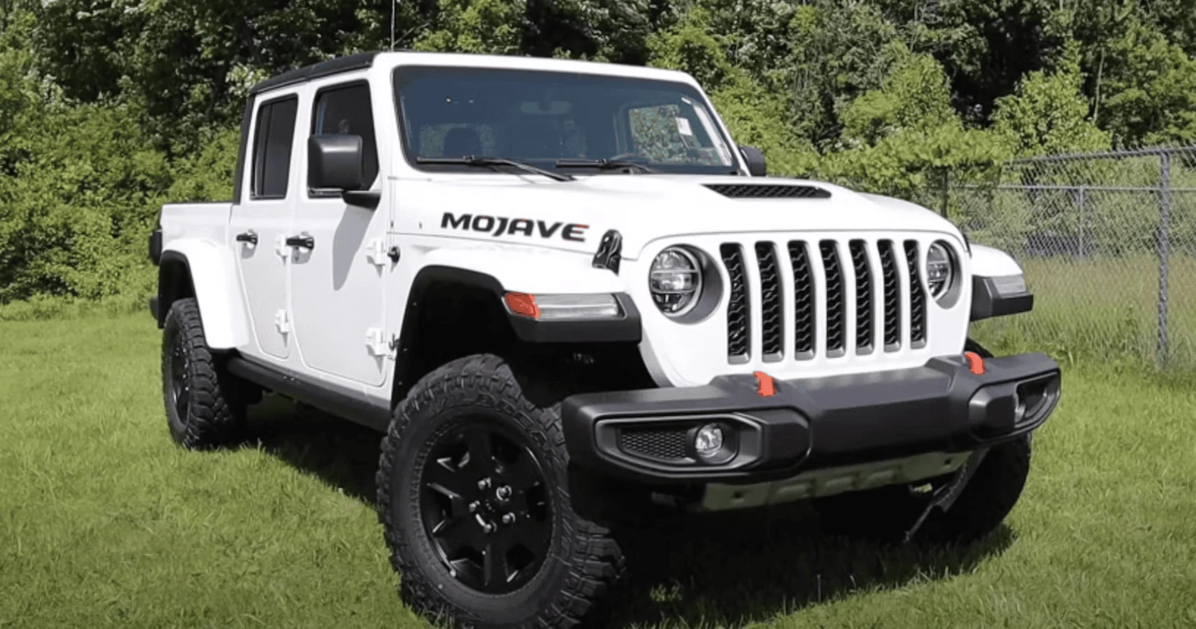 Jeep Gladiator Thinking of trading my Sport for a Rubicon 1668978267784