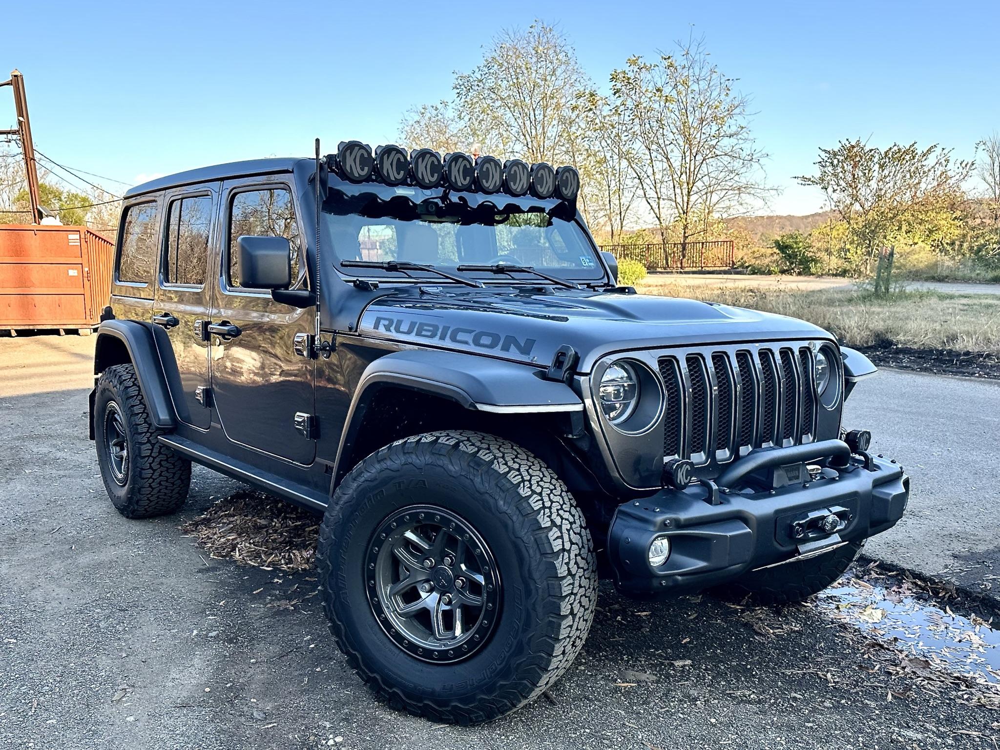 Jeep Gladiator KC Pro6 Light Bar W/ KC Mount 8258C044-C4B8-4FAF-9FE6-795EE164039D