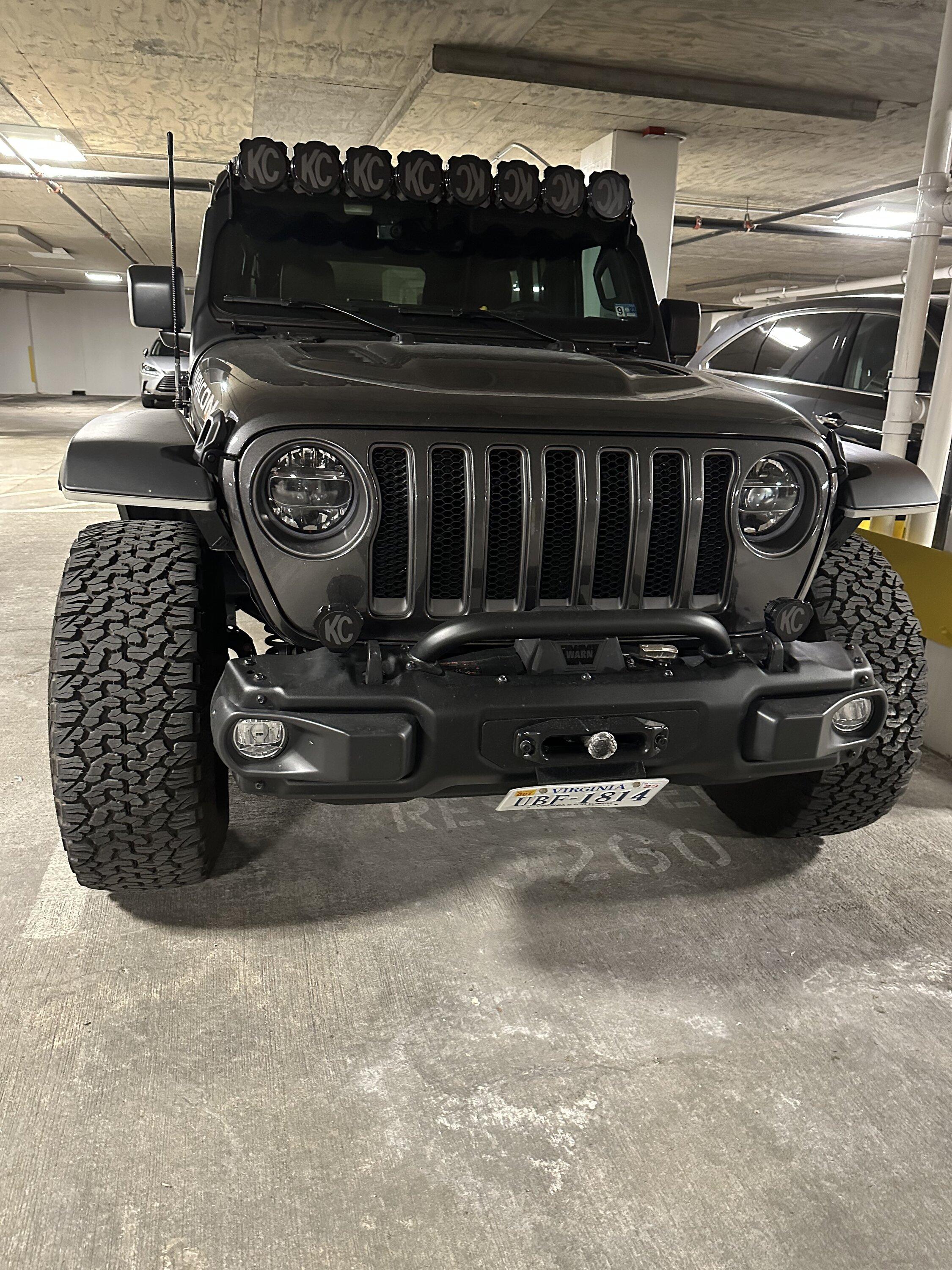 Jeep Gladiator KC Pro6 Light Bar W/ KC Mount 19138DF5-F808-4142-8888-7F7A8B585E46