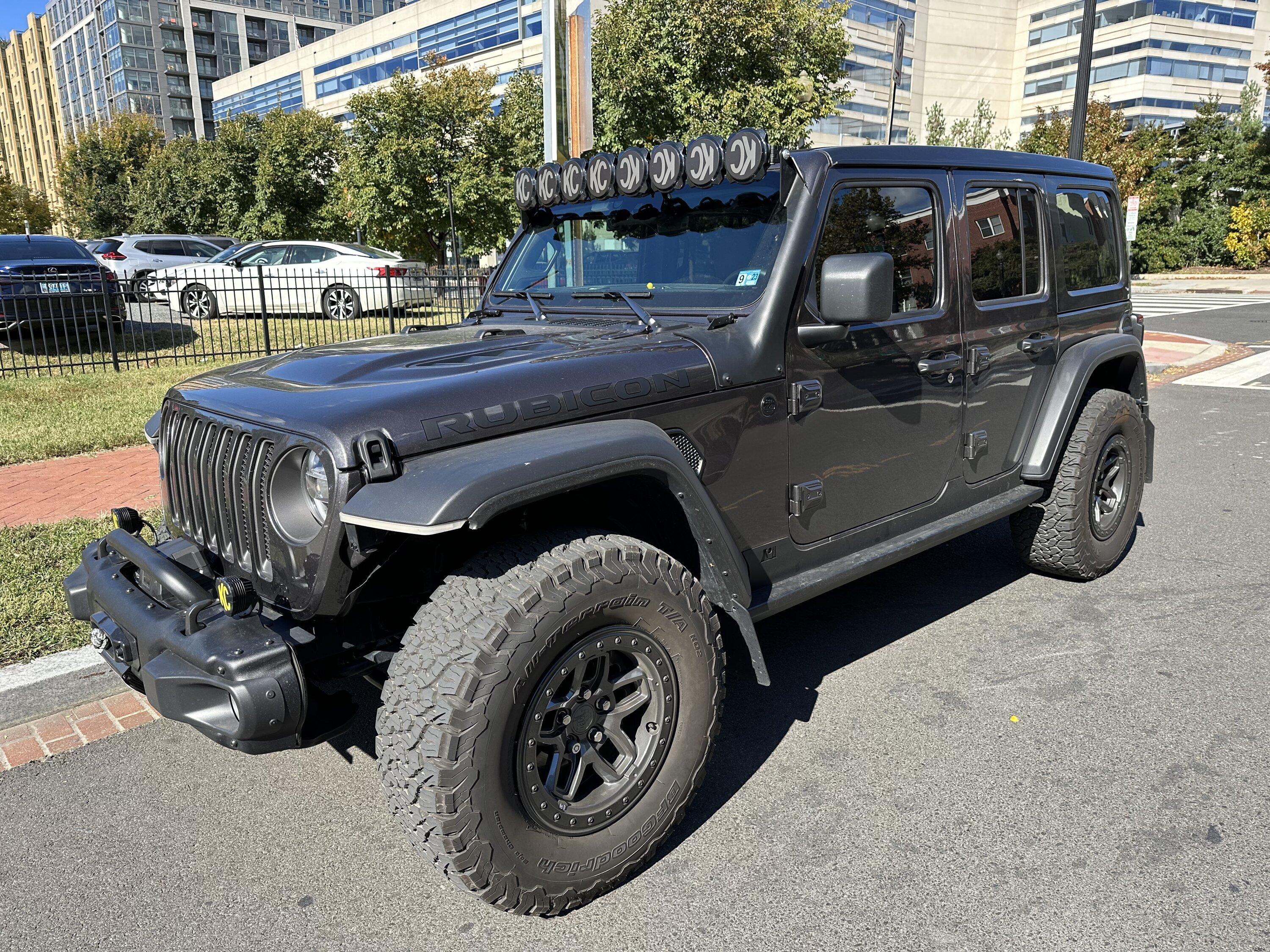 Jeep Gladiator KC Pro6 Light Bar W/ KC Mount AA48F058-AA14-4291-9CC8-0D27C2FE2D10