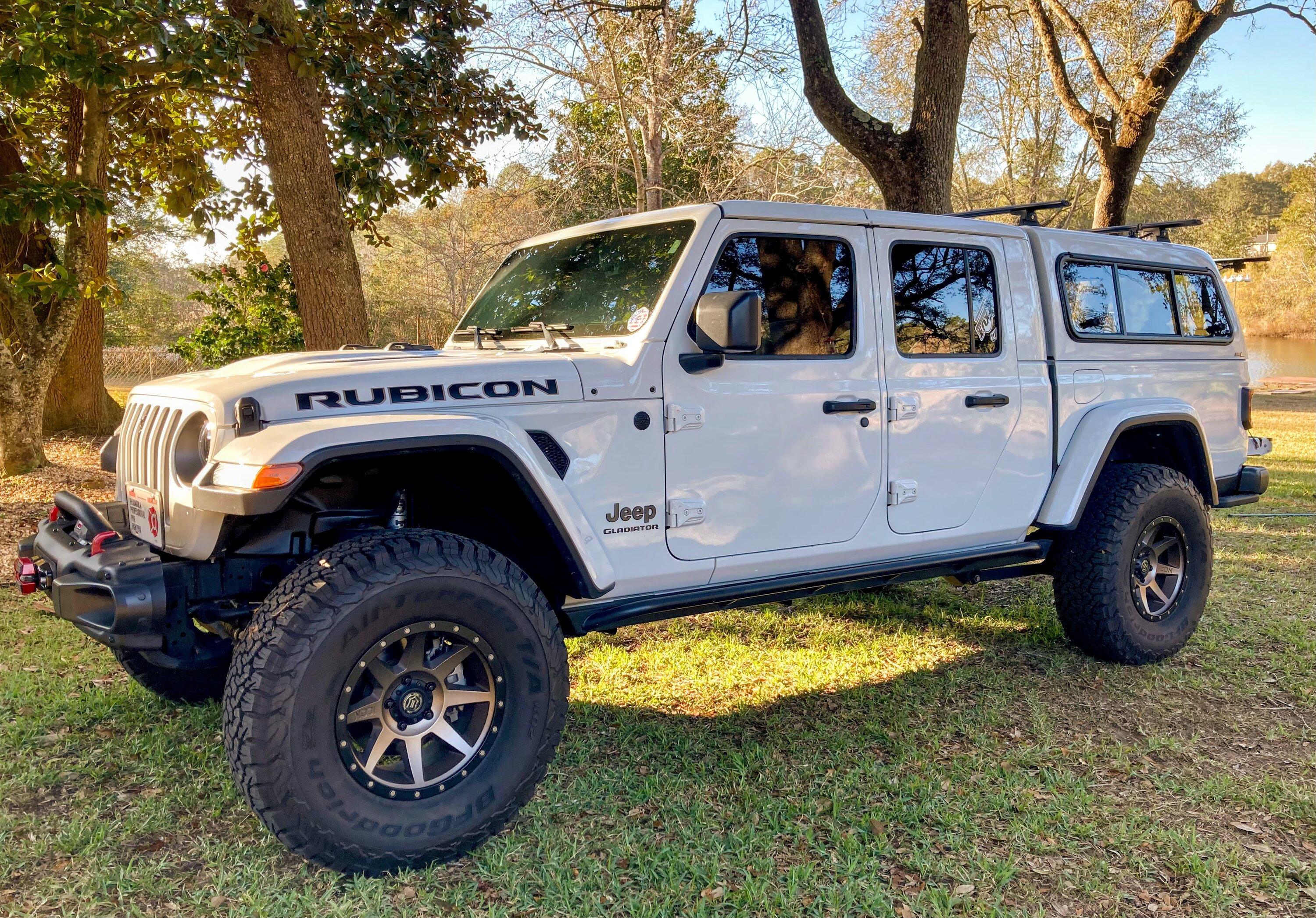 Jeep Gladiator BRIGHT WHITE Gladiator JT Club IMG_2063