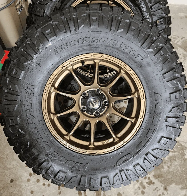 Jeep Gladiator 4 Nitto Ridge Grappler (35x12.50R17LT 121Q 10P.R.) tires and Fuel Wheels Capture4