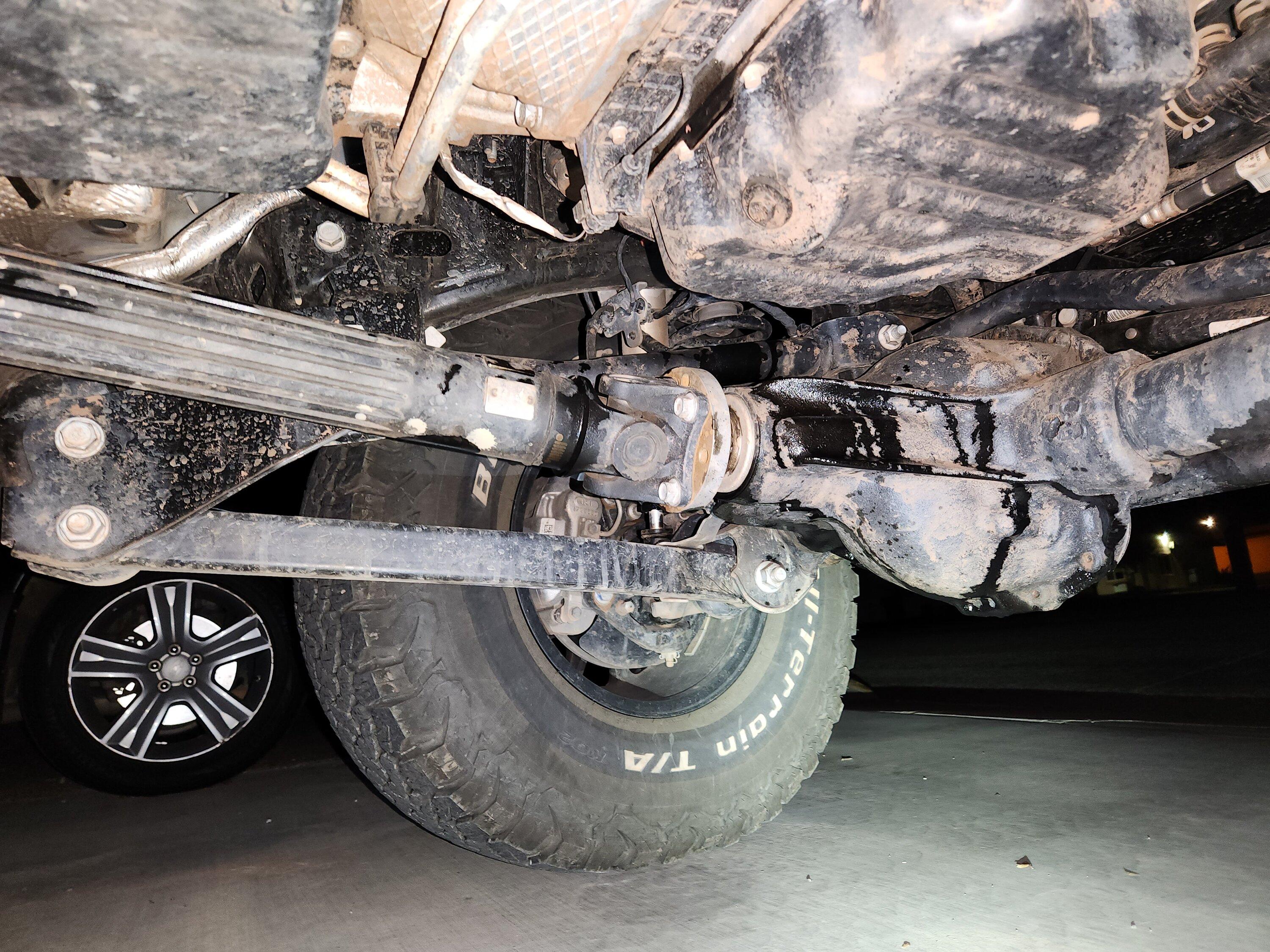 Jeep Gladiator Oil leak 20221121_201508