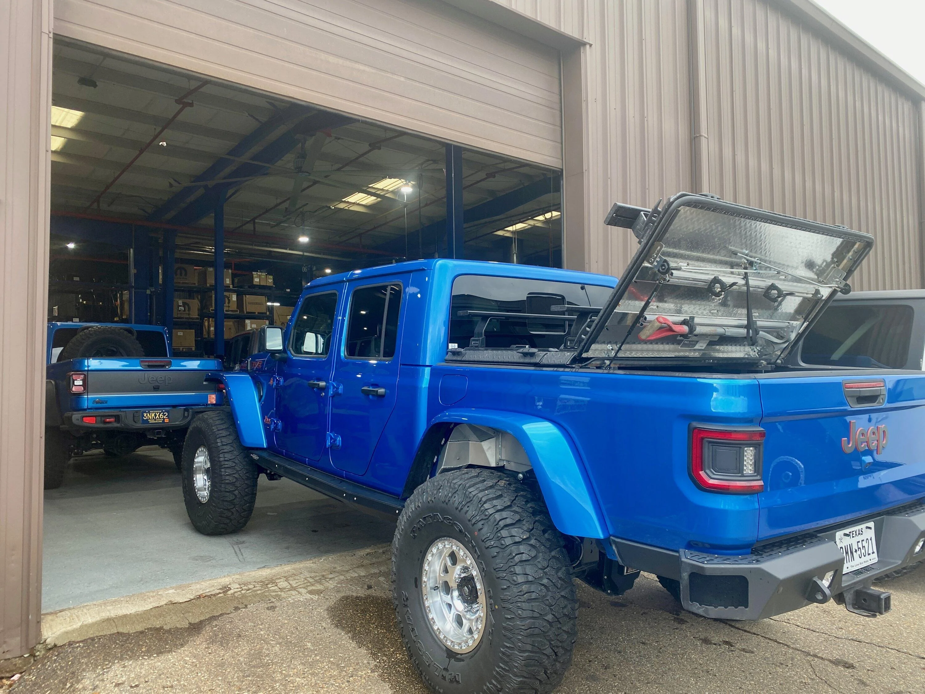 Jeep Gladiator The Blue Babe Build - 2021 HEMI 392 Swapped Mojave IMG_9366