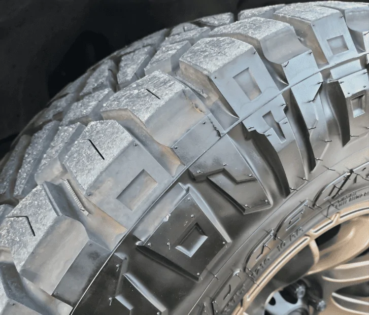 Jeep Gladiator 4 Nitto Ridge Grappler (35x12.50R17LT 121Q 10P.R.) tires and Fuel Wheels Capture5