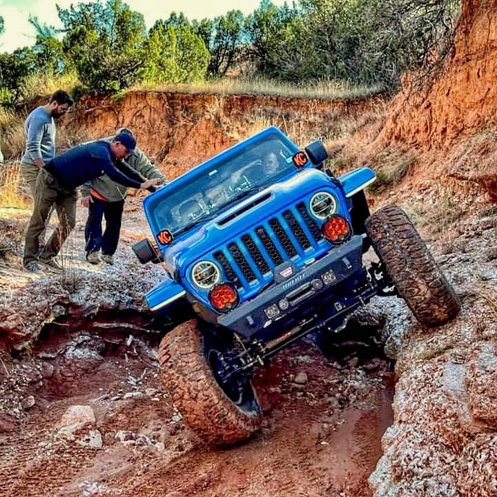 Jeep Gladiator The Blue Babe Build - 2021 HEMI 392 Swapped Mojave 4
