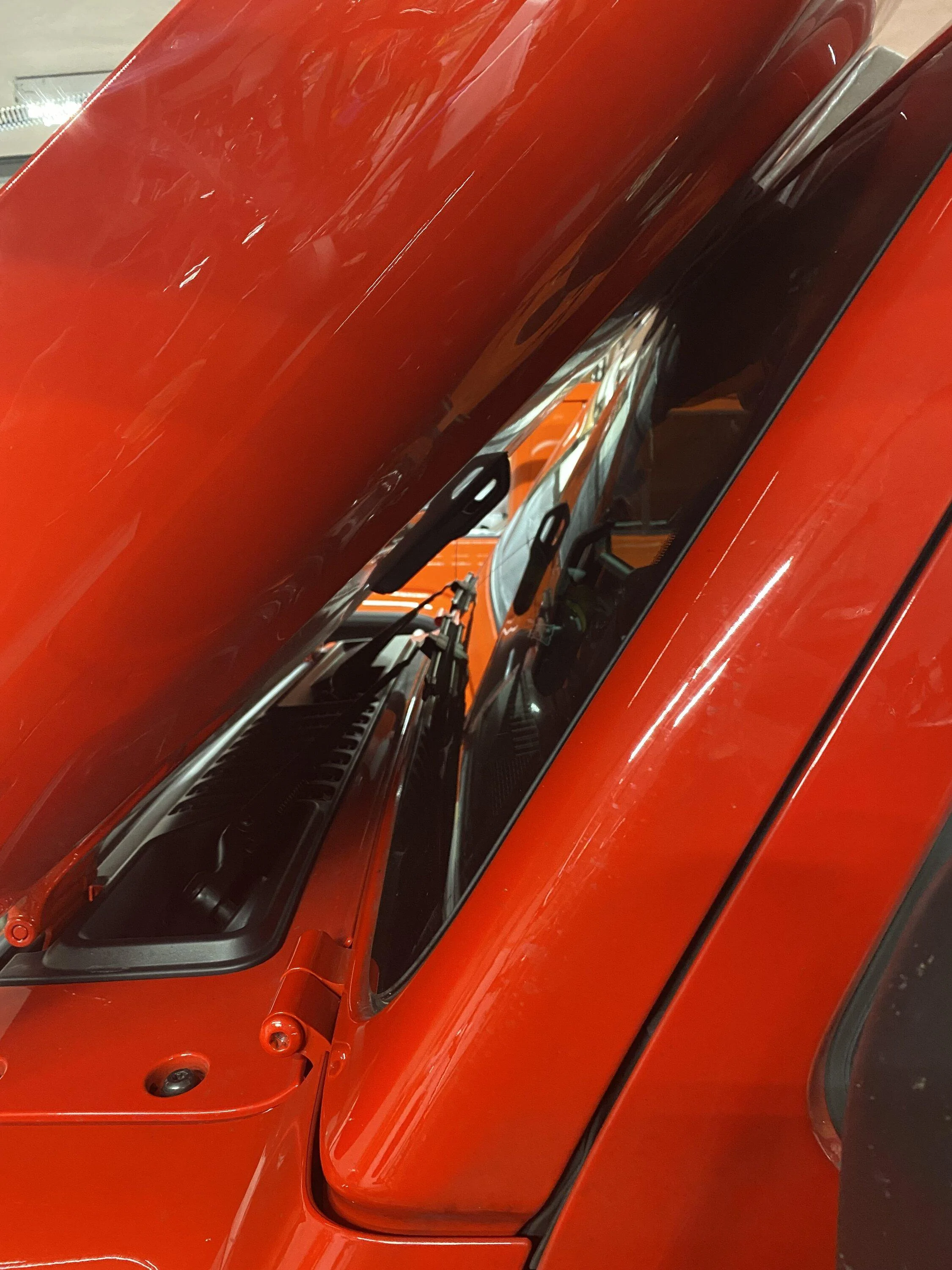 Jeep Gladiator New Sport S - Hood Dented or Jeep Thing? Jeep Hood Foldback