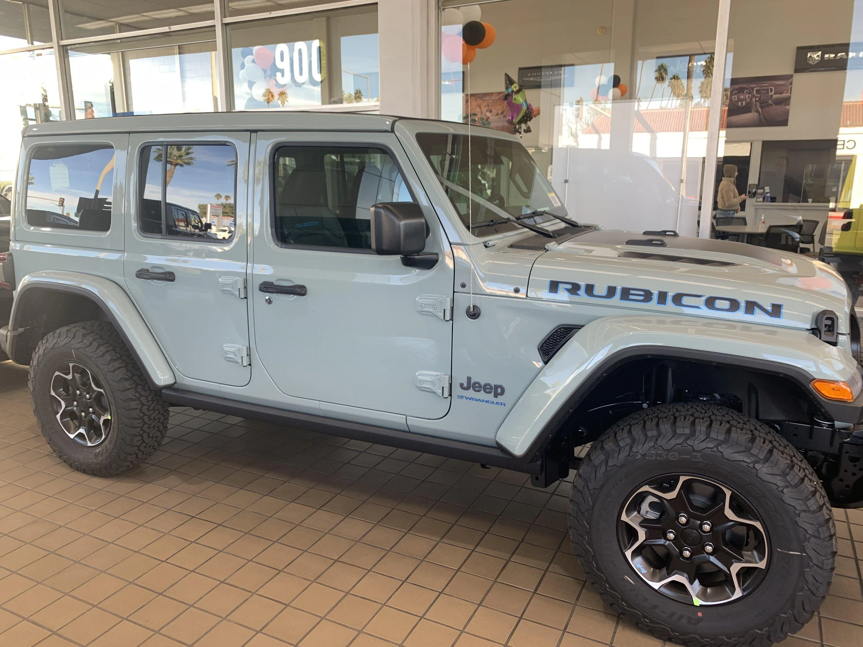 Jeep Gladiator Earl paint IMG_6340