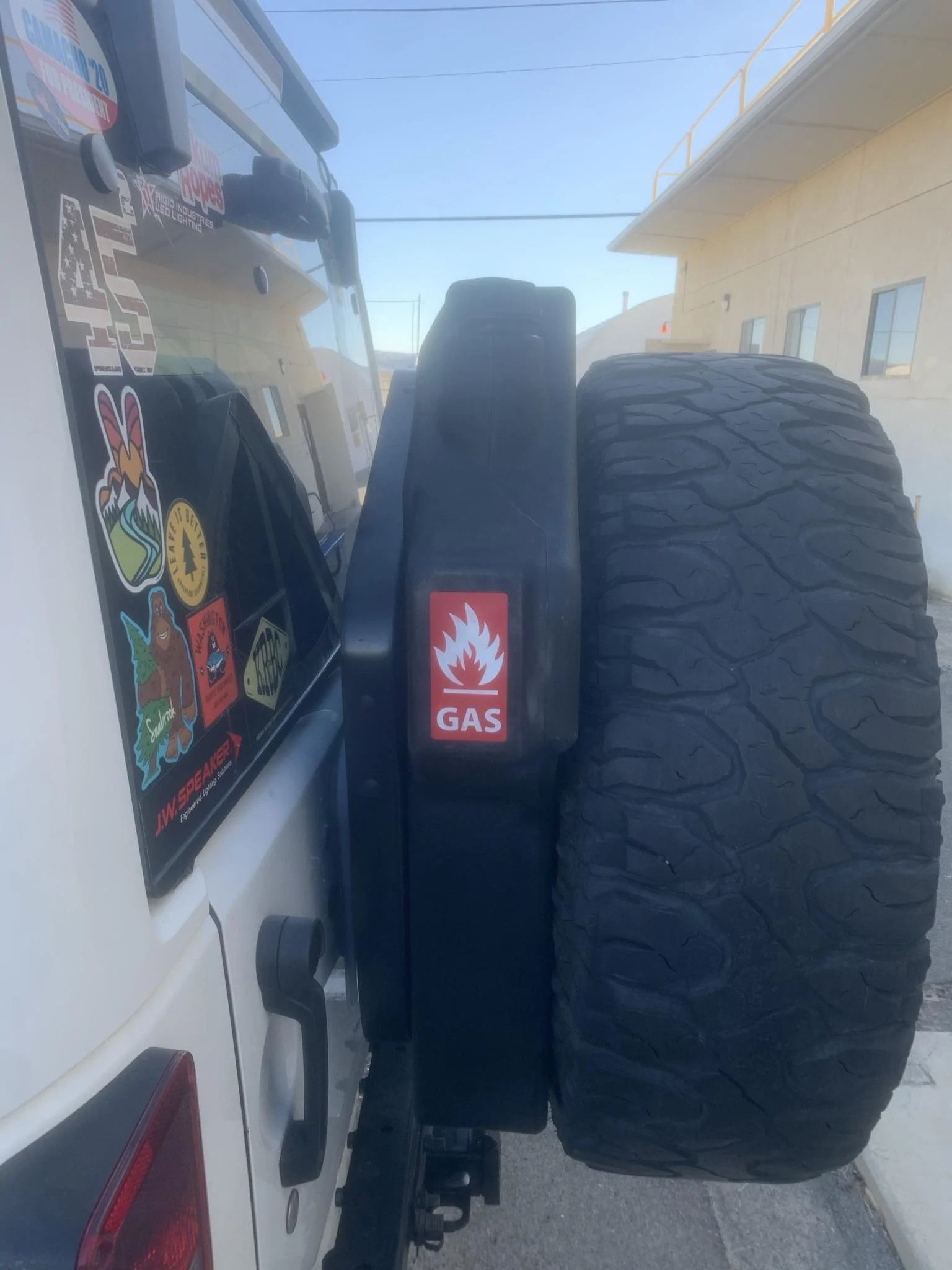 Jeep Gladiator 4 extra gallons......where is it? Look MOM I can read with my eyes closed!! E0D89F83-4FE2-4ADE-80D9-E91905029A33