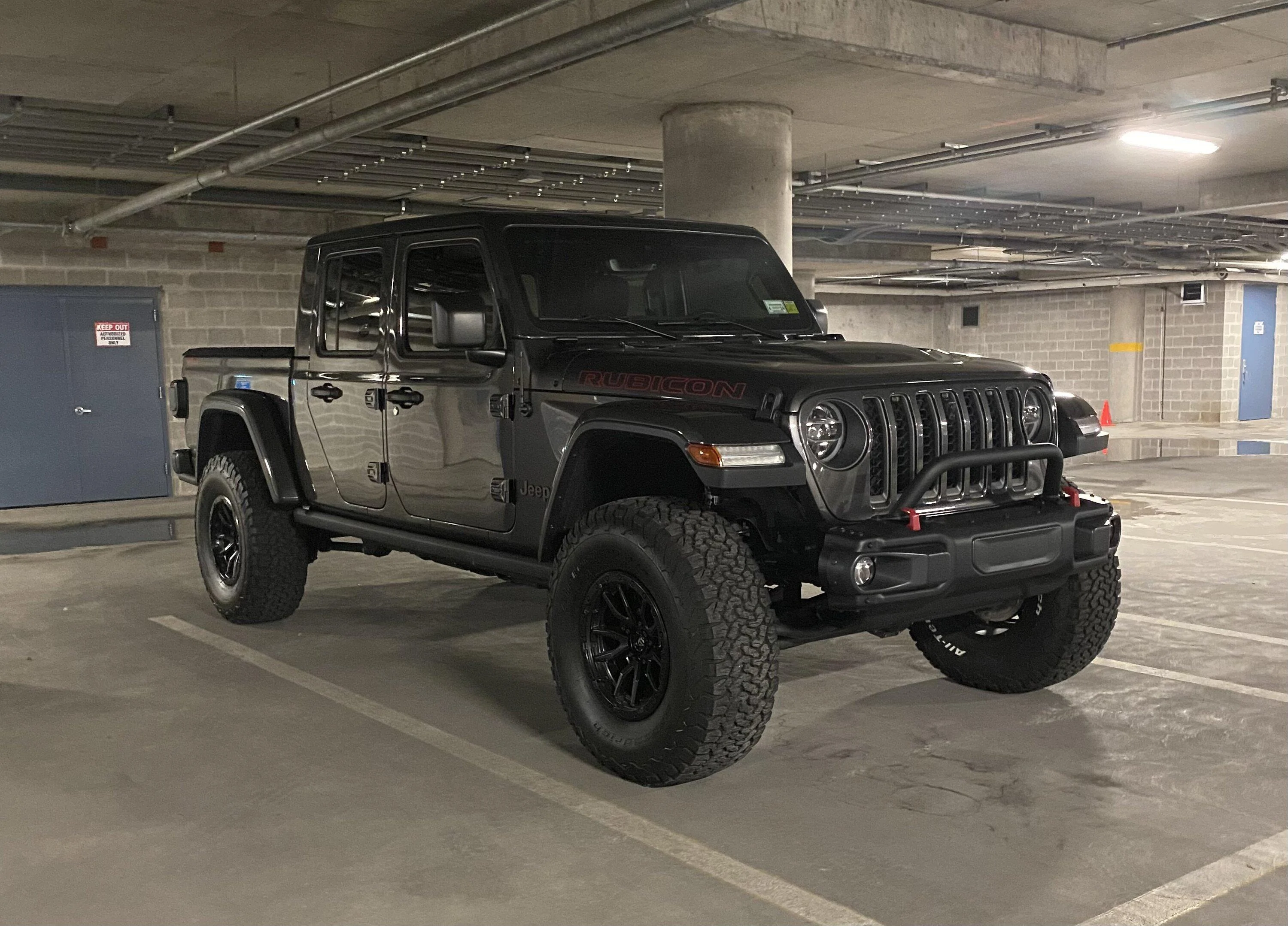 Jeep Gladiator 2020 Jeep Gladiator Rubicon Launch Edition - $45,500 B9923229-0C5F-4506-AFCB-5E9718C8A27B