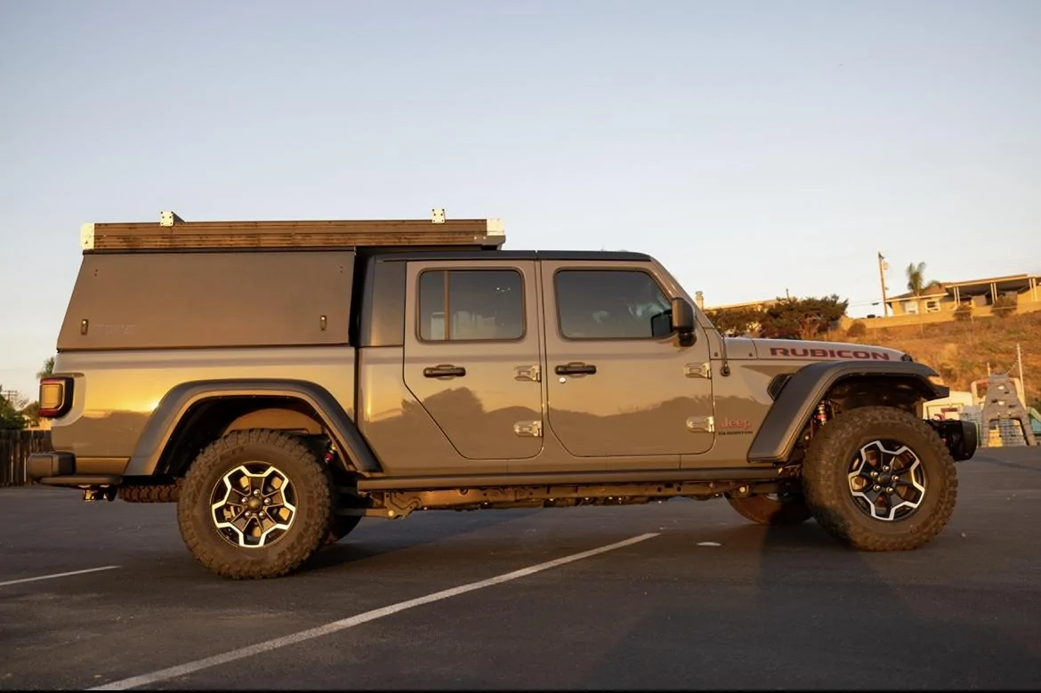 Jeep Gladiator 2022 Rubicon with GoFastCamper IMG_A1CE13319F19-1