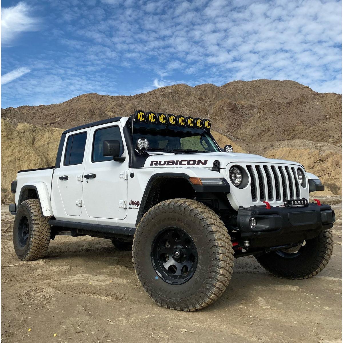 Jeep Gladiator KC hilites full width bar. kc-hilites-91336-gravity-pro6-50-inch-led-light-bar-kit-jeep-wrangler-jl-installed_1200x