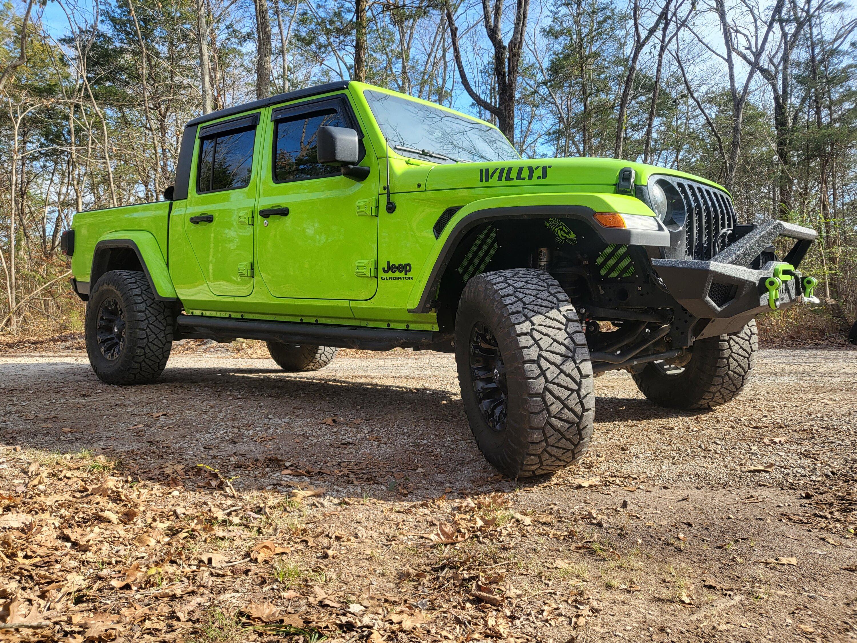 Jeep Gladiator Inner Fenders Installed 20221124_101225