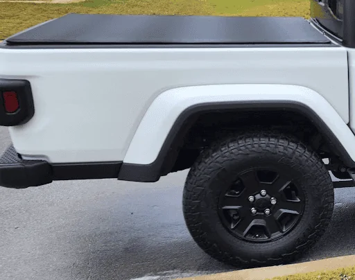 Jeep Gladiator Armis Hard Rolling Tonneau Cover Bed Cover 4