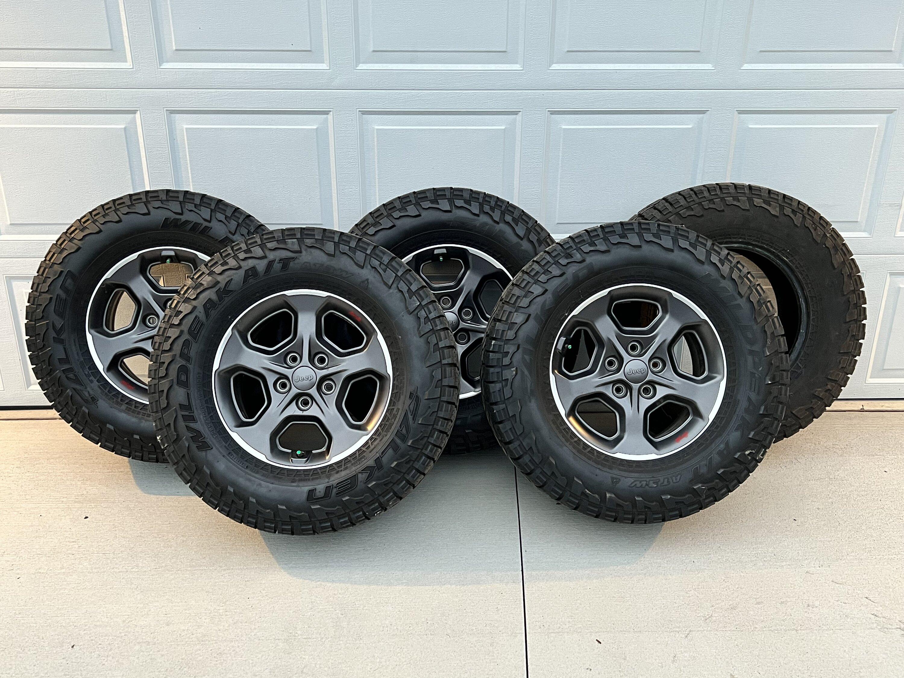 Jeep Gladiator Rubicon Wheels w/ Falken Wildpeak 33” ATs + Spare IMG_0580