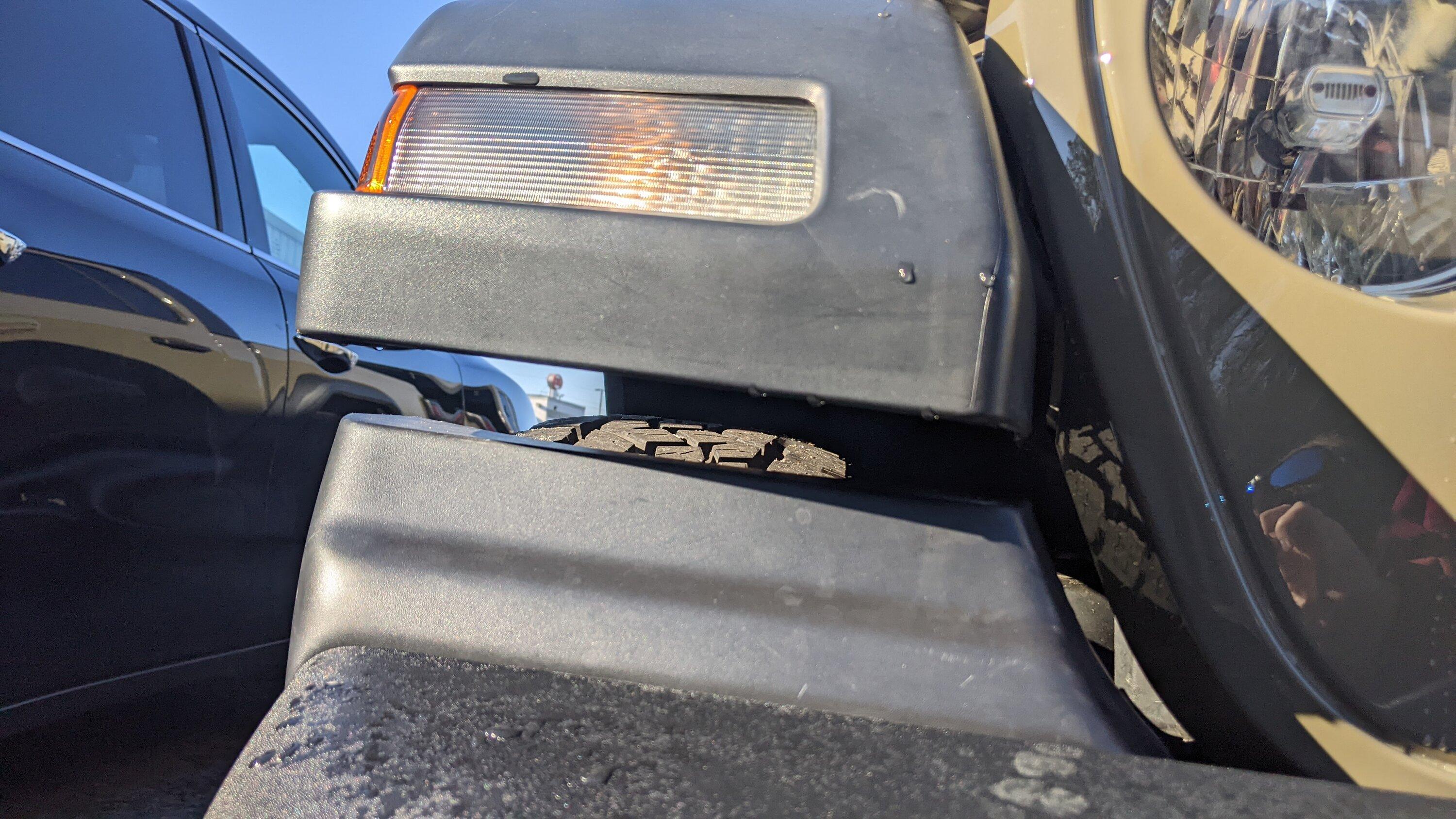 Jeep Gladiator Jeep dealership won't check mechanical damage until finished with body work PXL_20221118_144024871