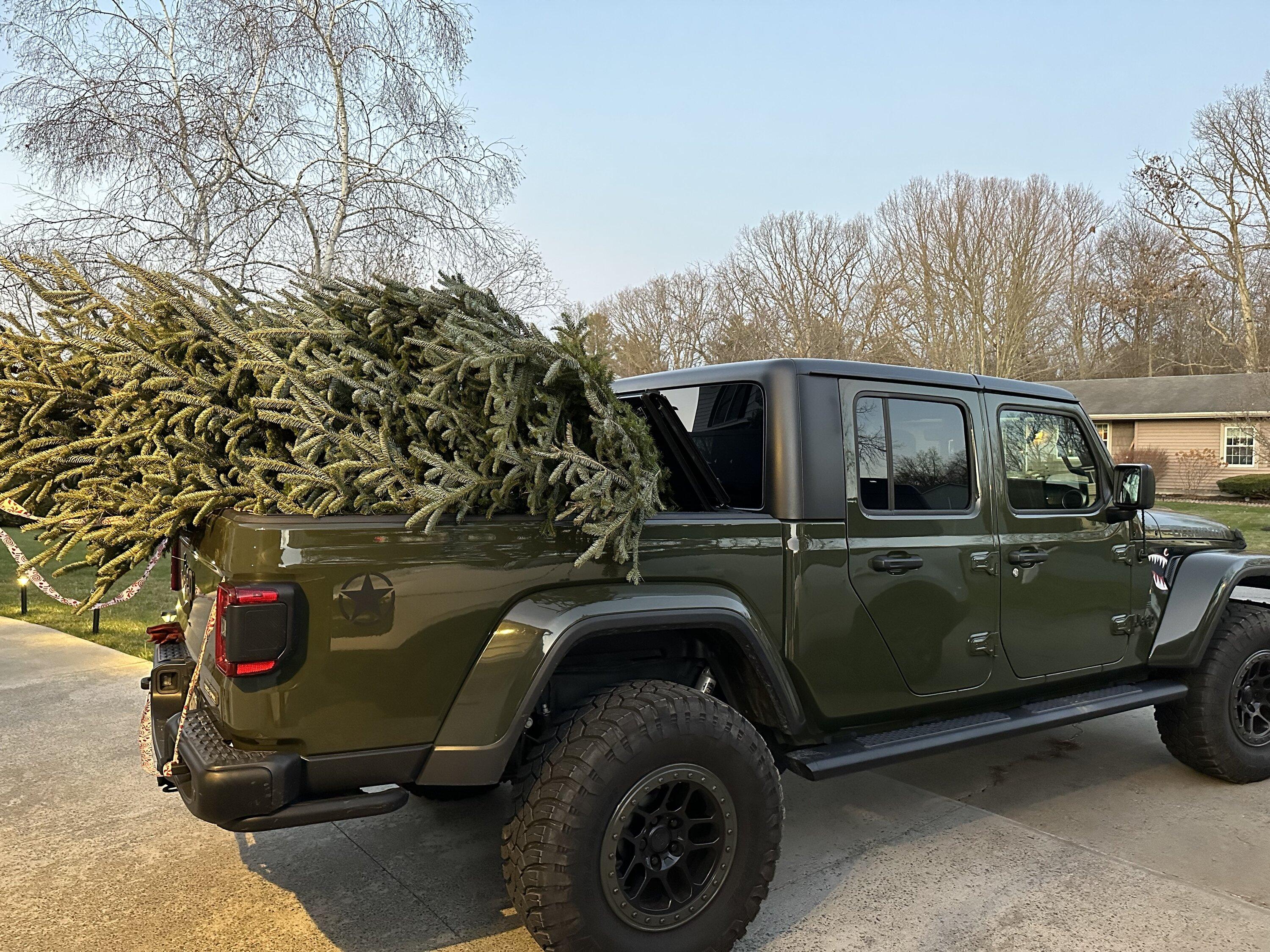 Jeep Gladiator What did you do WITH your Gladiator today? 550B9980-534F-4CF6-A9DA-DE00B9EC34D3