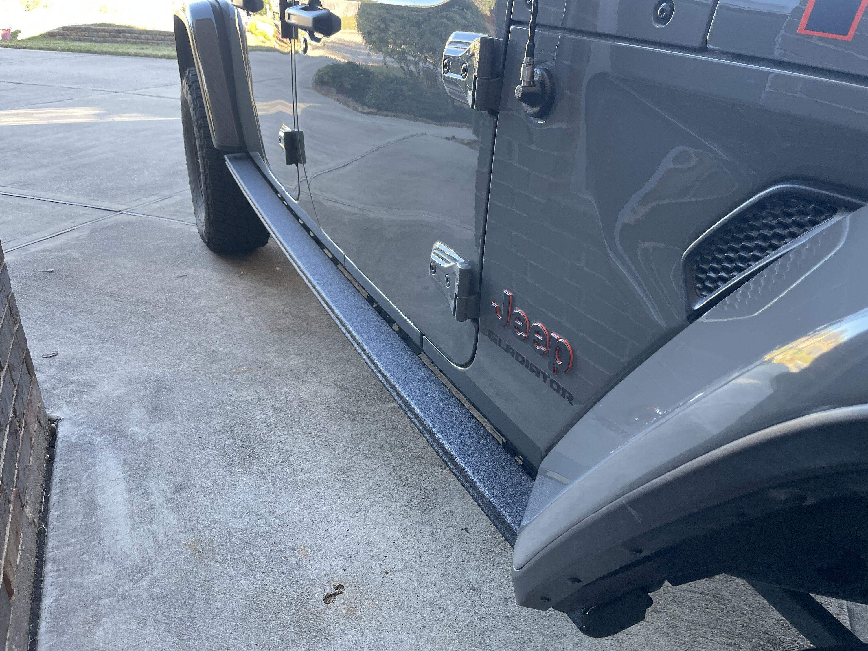 Jeep Gladiator WTS Jeep Performance Parts Rock Rails - Mopar $850 CF34FC4C-8AF9-4B1C-8635-B76A83F53C5B